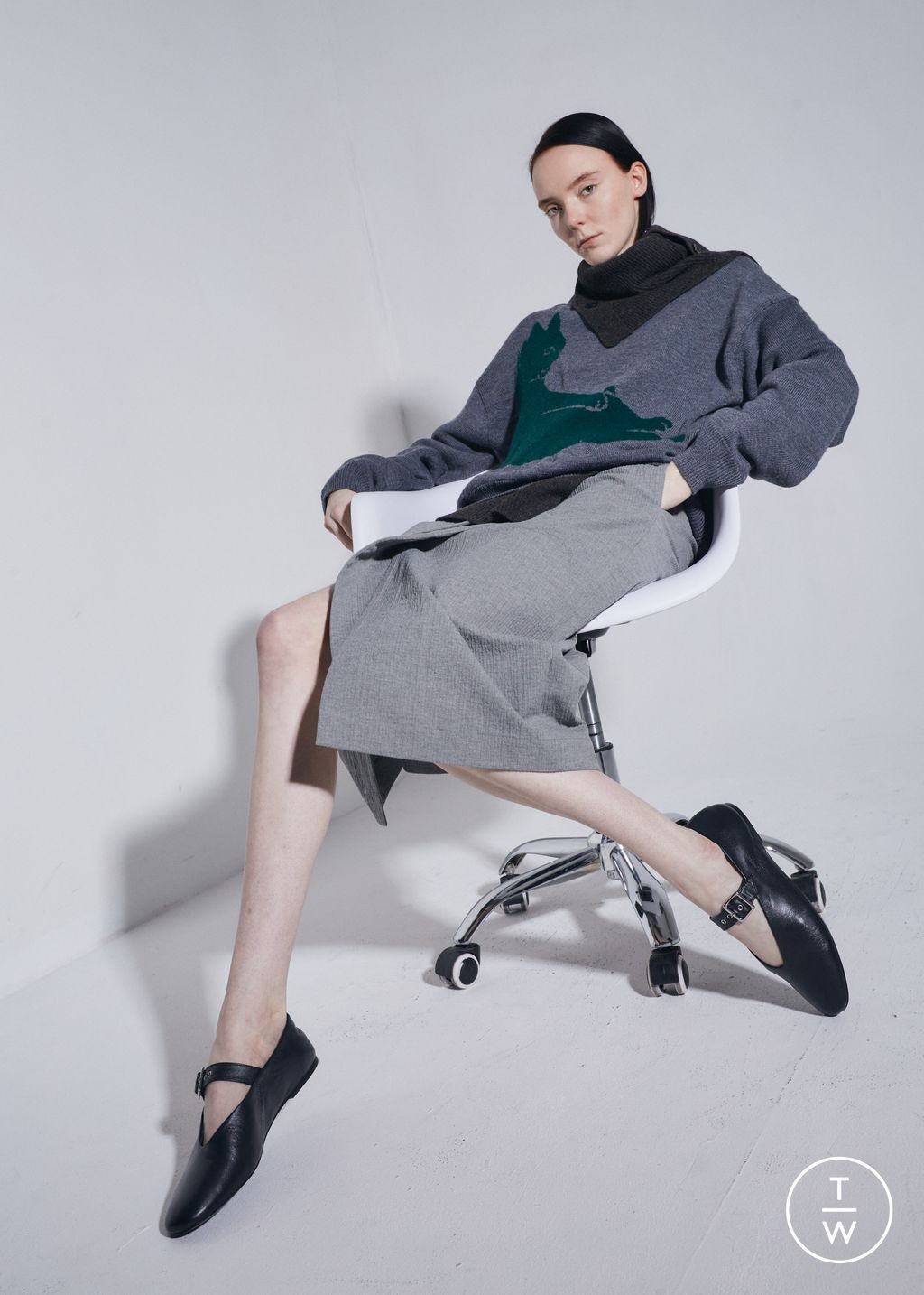Fashion Week Paris Pre-Fall 2023 look 33 from the Dawei collection 女装