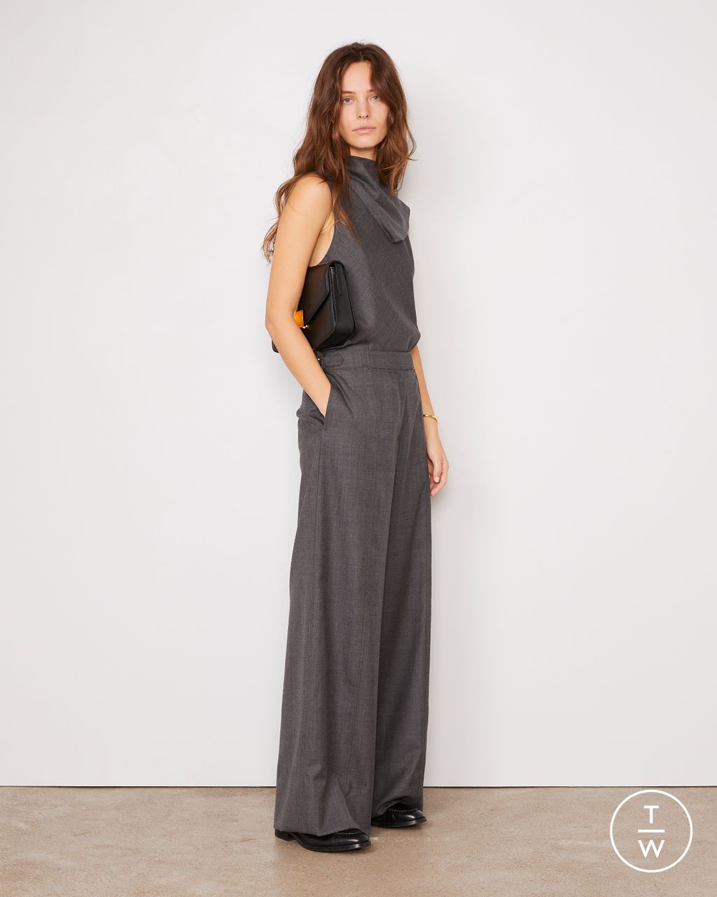 Fashion Week Paris Pre-Fall 2026 look 21 from the Officine Générale collection womenswear