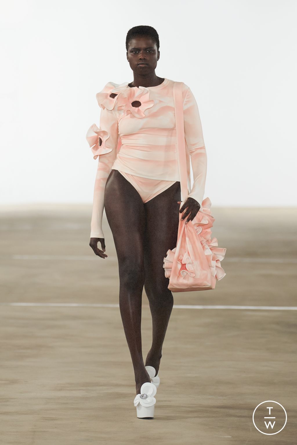 Fashion Week New York Spring/Summer 2024 look 21 from the Area collection womenswear