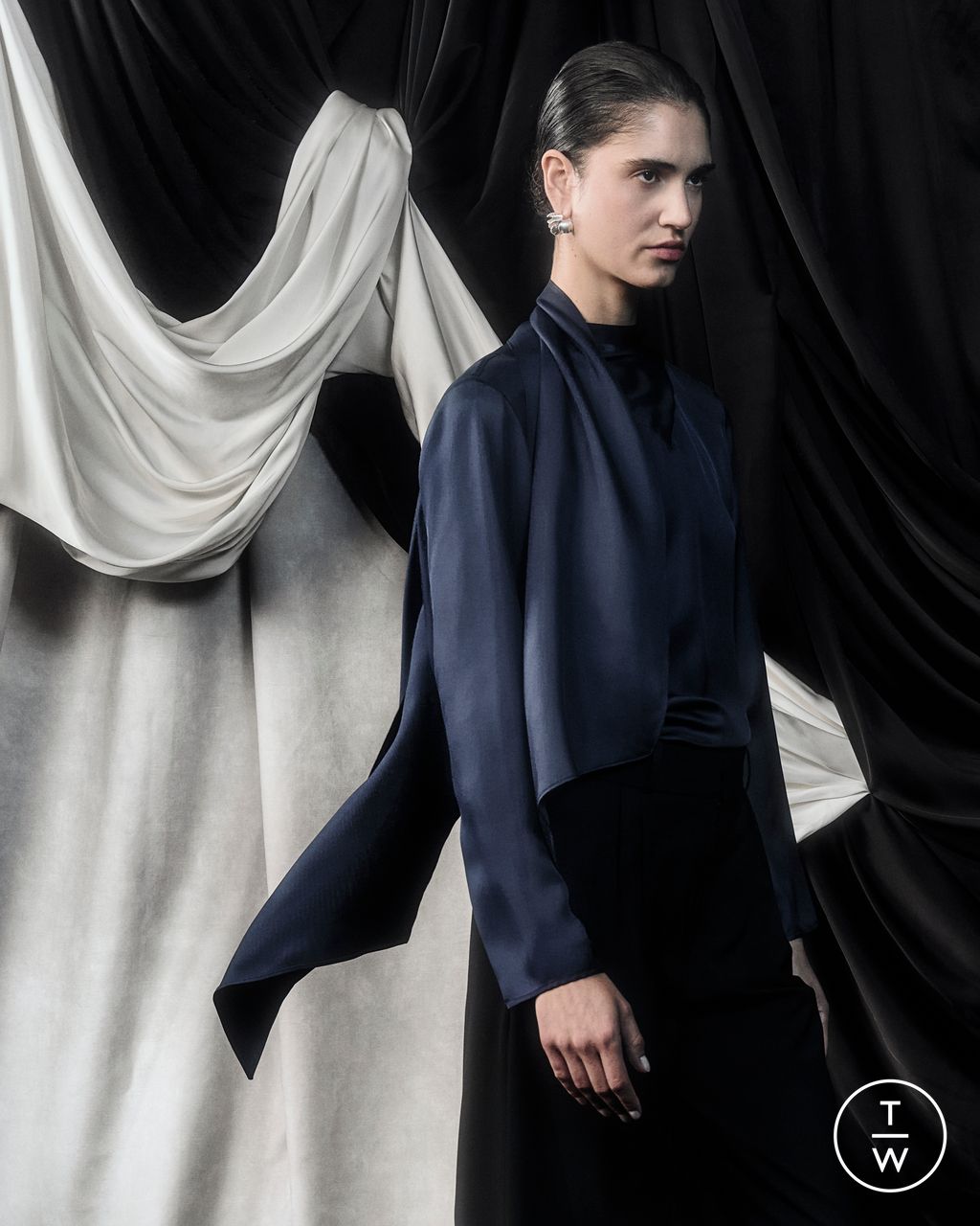 Fashion Week Paris Fall/Winter 2026 look 26 from the Loulou de Saison collection womenswear