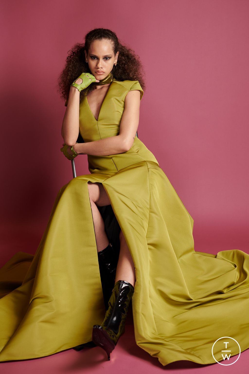 Fashion Week New York Resort 2024 look 22 from the Bibhu Mohapatra collection womenswear