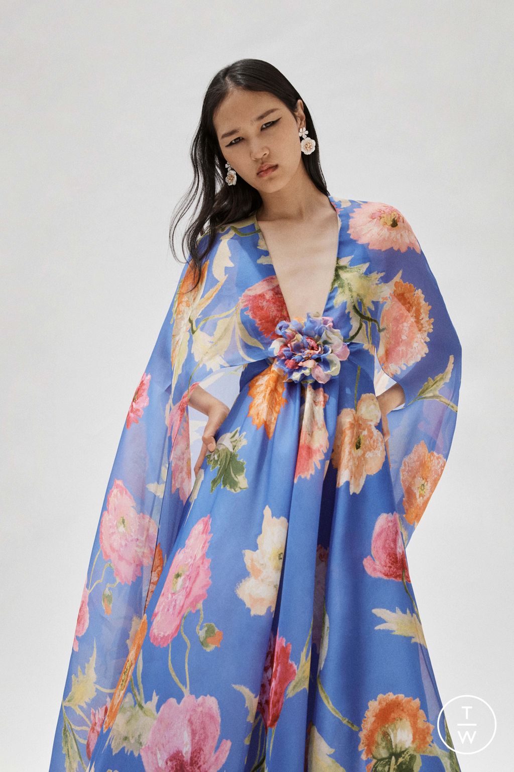 Fashion Week New York Resort 2026 look 23 from the Carolina Herrera collection womenswear