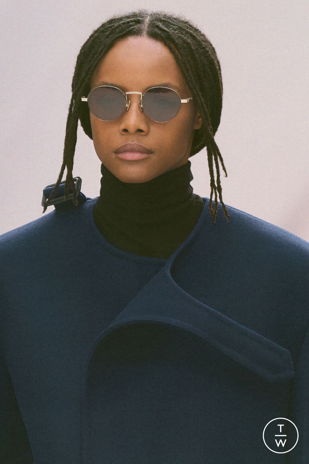 Fashion Week Paris Fall/Winter 2026 look 33 from the Celine collection womenswear accessories