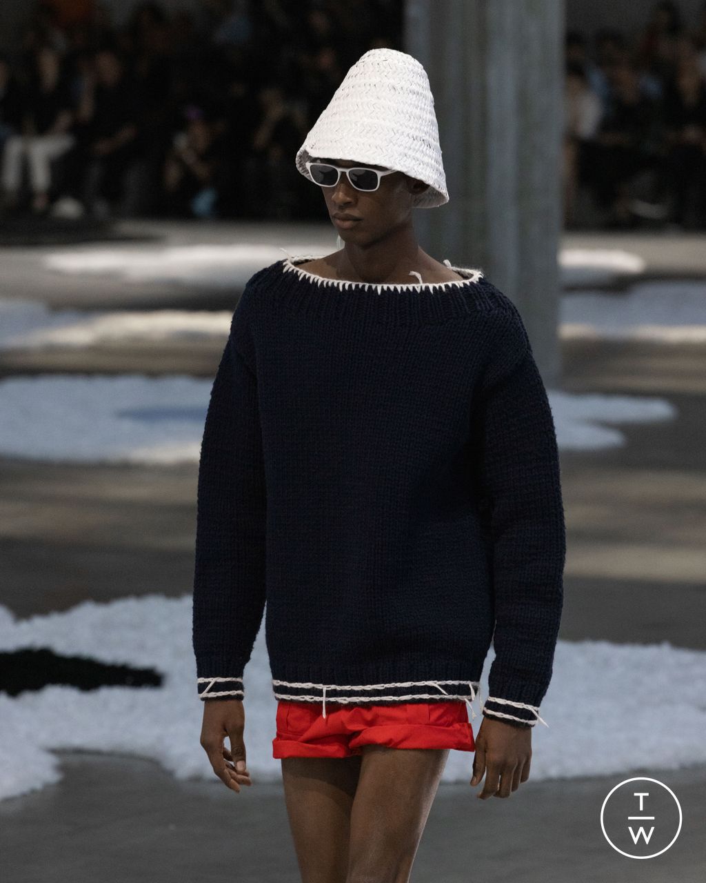 Fashion Week Milan Spring/Summer 2026 look 37 de la collection Prada menswear accessories