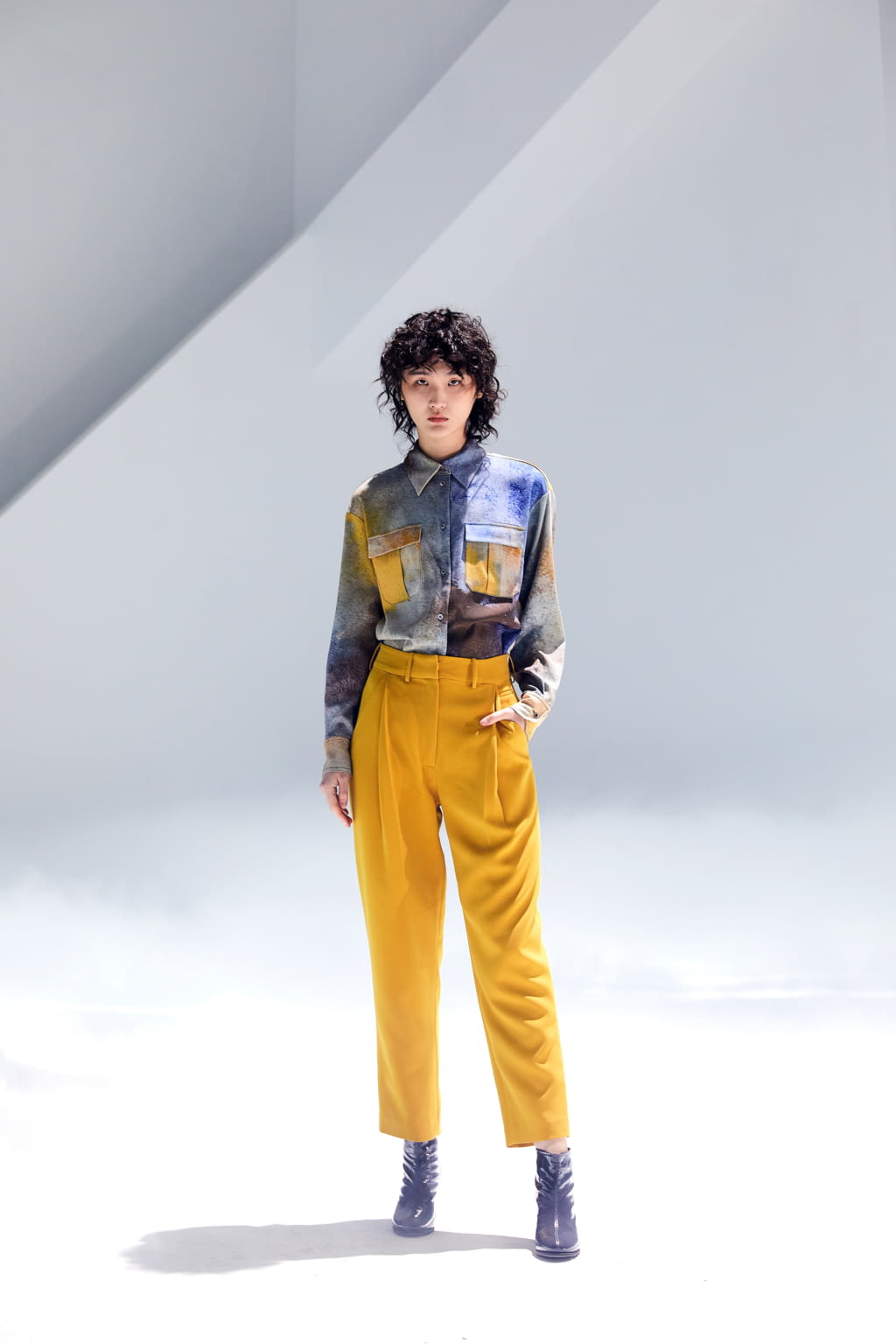 Fashion Week Paris Fall/Winter 2021 look 24 from the Maison Mai collection 女装