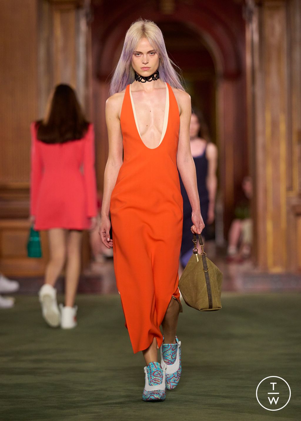 Fashion Week Paris Resort 2027 look 24 from the Louis Vuitton collection womenswear
