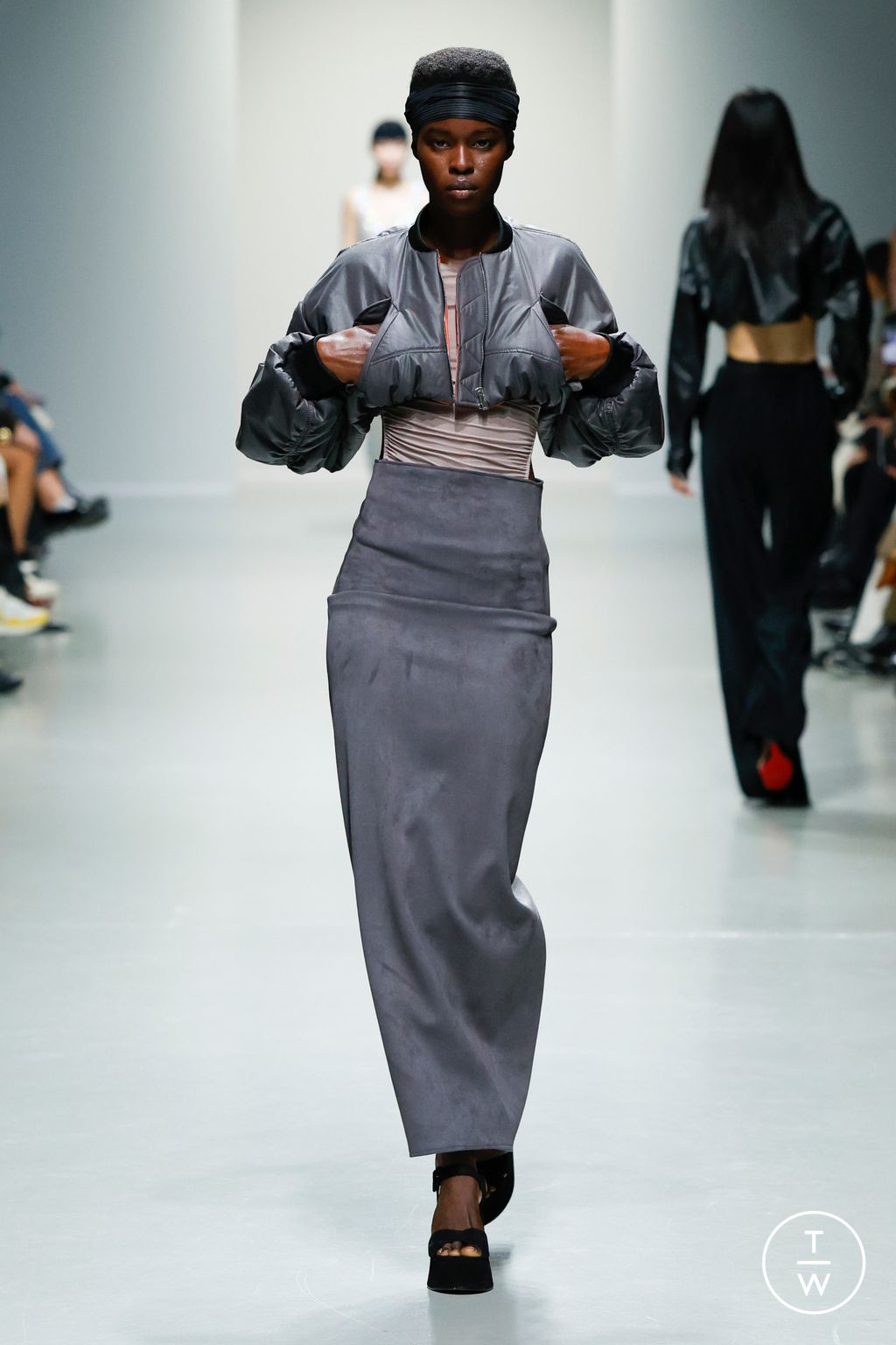 Fashion Week Paris Spring/Summer 2025 look 24 from the Atlein collection womenswear