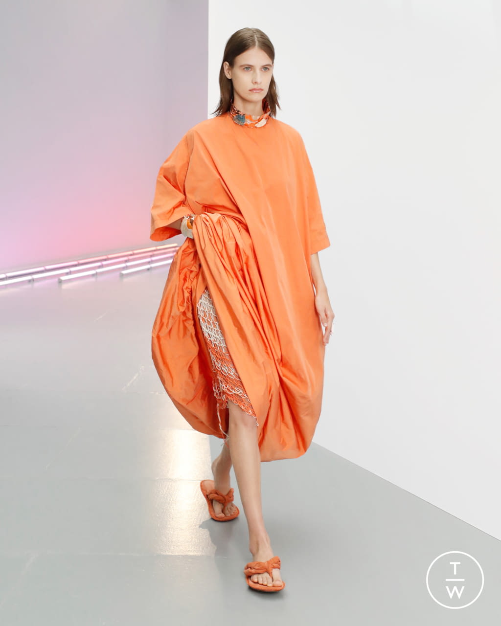 Fashion Week Paris Spring/Summer 2021 look 24 de la collection Acne Studios womenswear