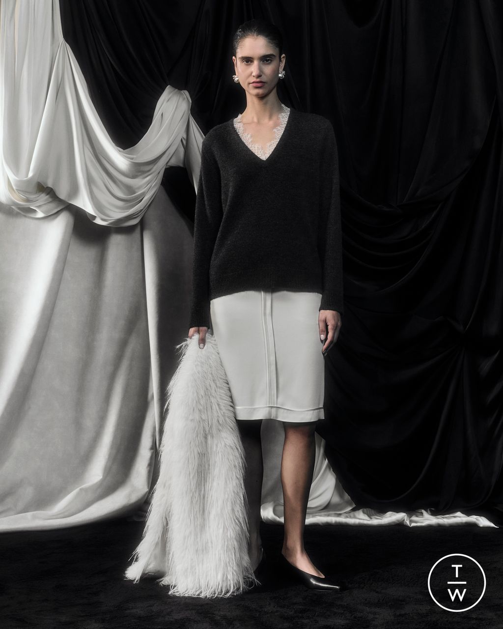 Fashion Week Paris Fall/Winter 2026 look 28 from the Loulou de Saison collection womenswear