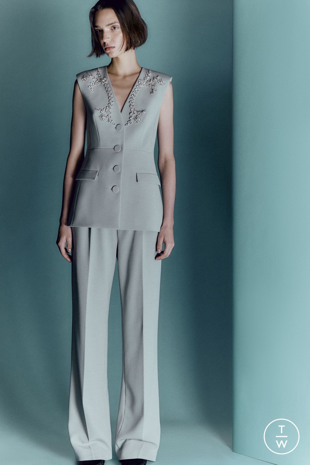 Fashion Week London Pre-Fall 2026 look 24 from the Huishan Zhang collection 女装