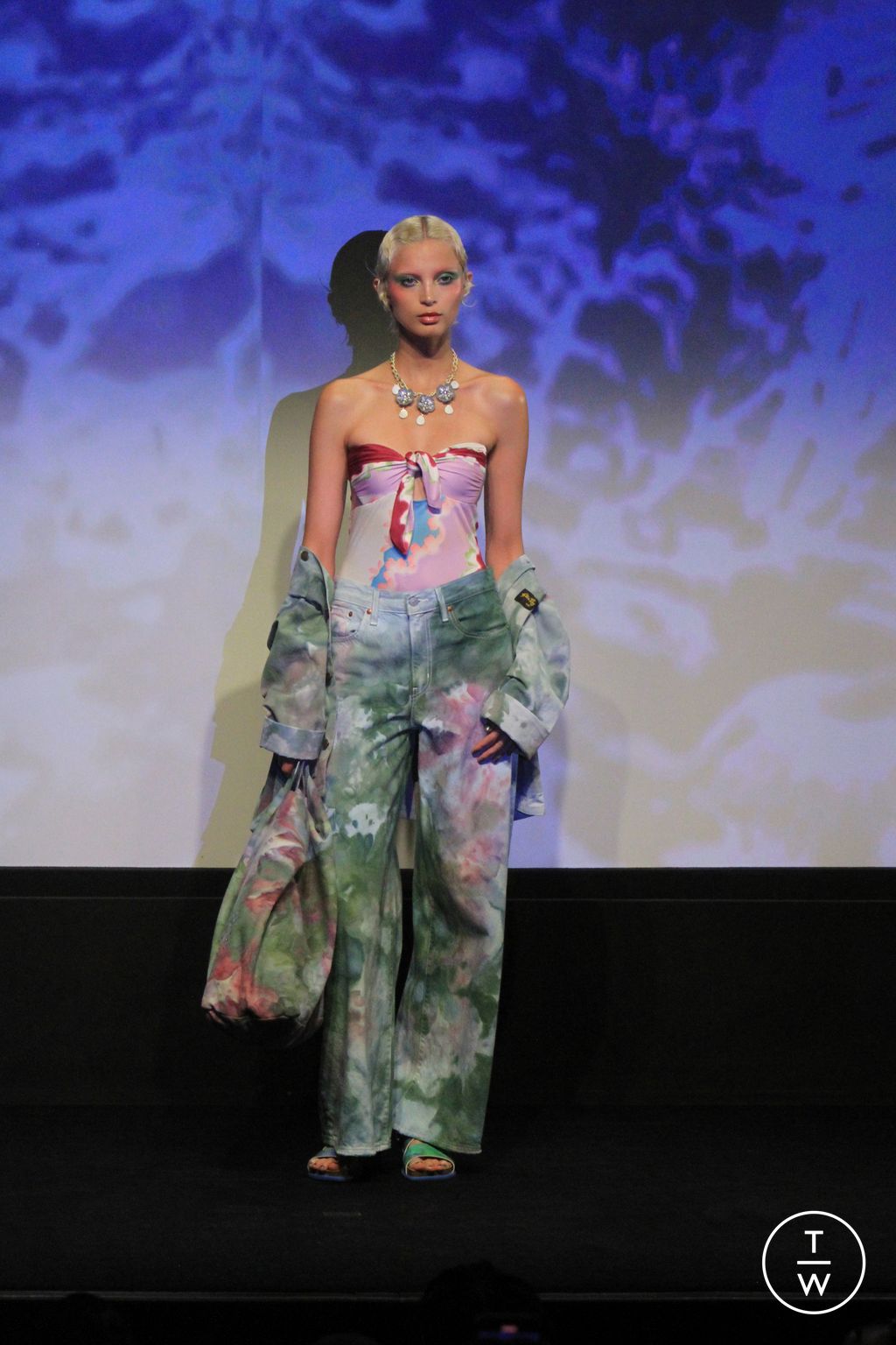 Fashion Week New York Spring/Summer 2024 look 24 from the Anna Sui collection womenswear