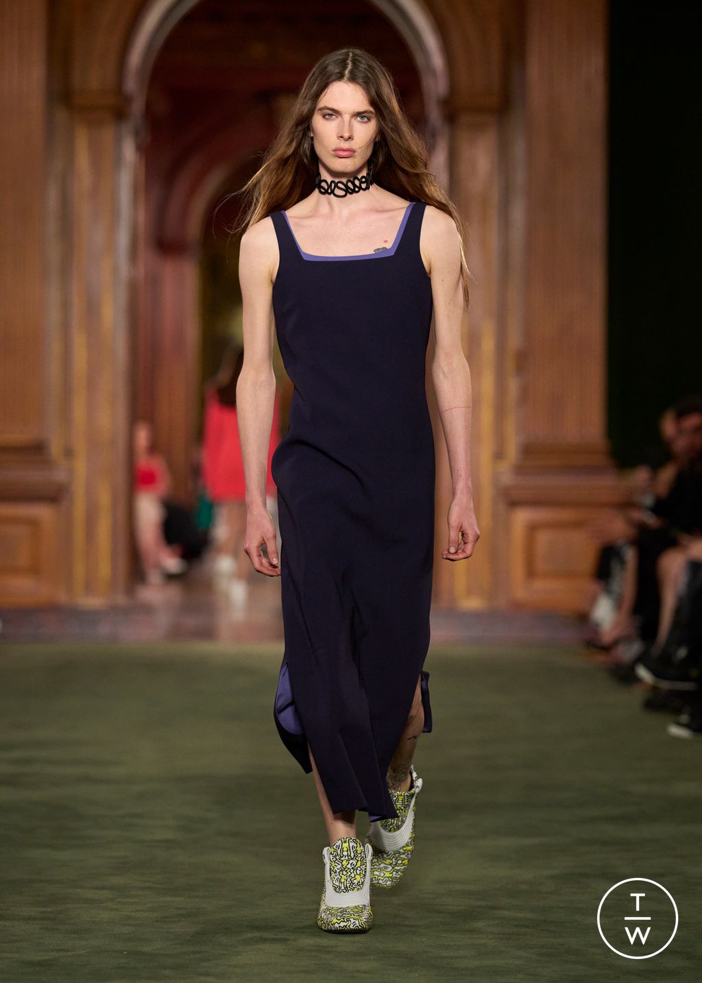 Fashion Week Paris Resort 2027 look 25 from the Louis Vuitton collection womenswear