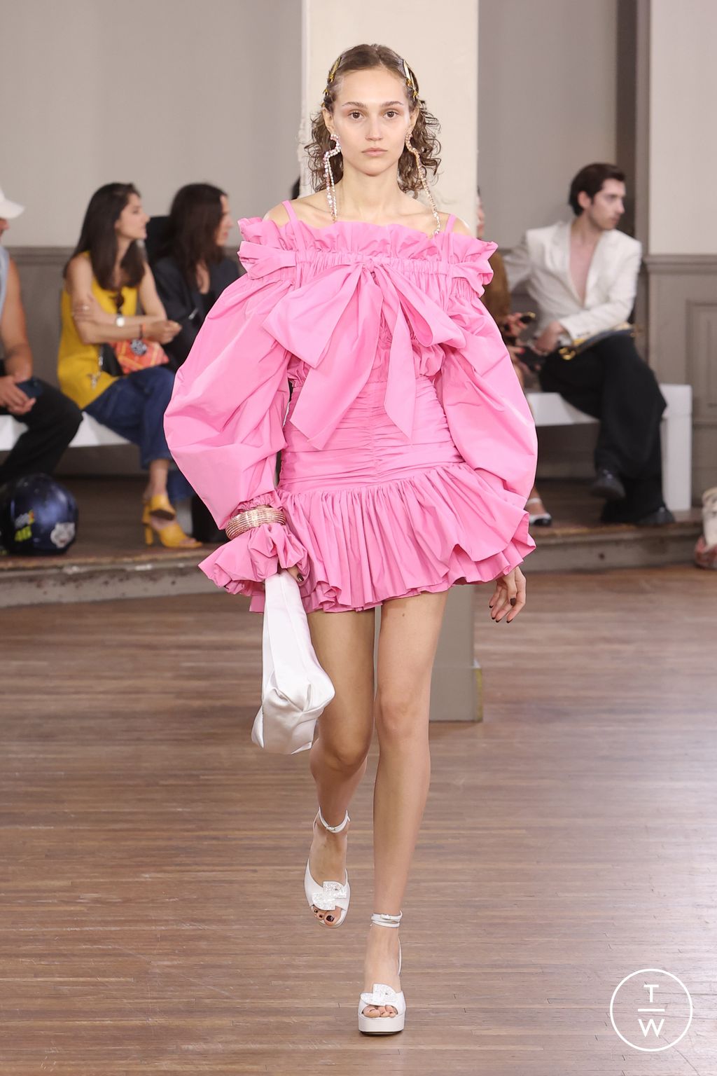 Fashion Week Paris Spring/Summer 2024 look 25 de la collection Patou womenswear