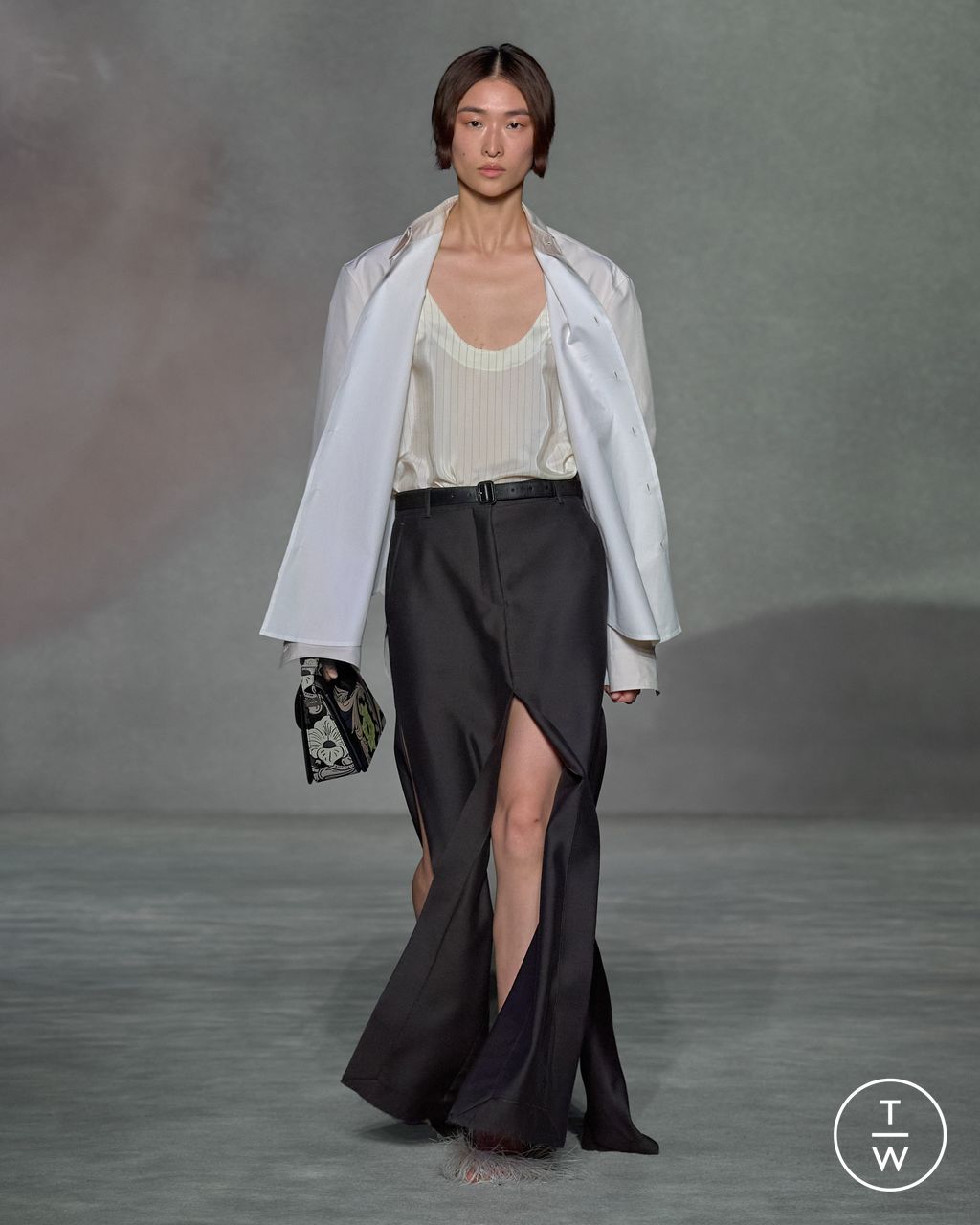Fashion Week Paris Spring/Summer 2023 look 25 from the Lanvin collection womenswear
