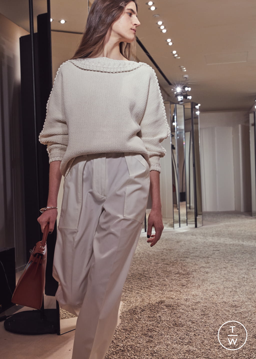 Fashion Week Paris Resort 2018 look 25 from the Hermès collection womenswear
