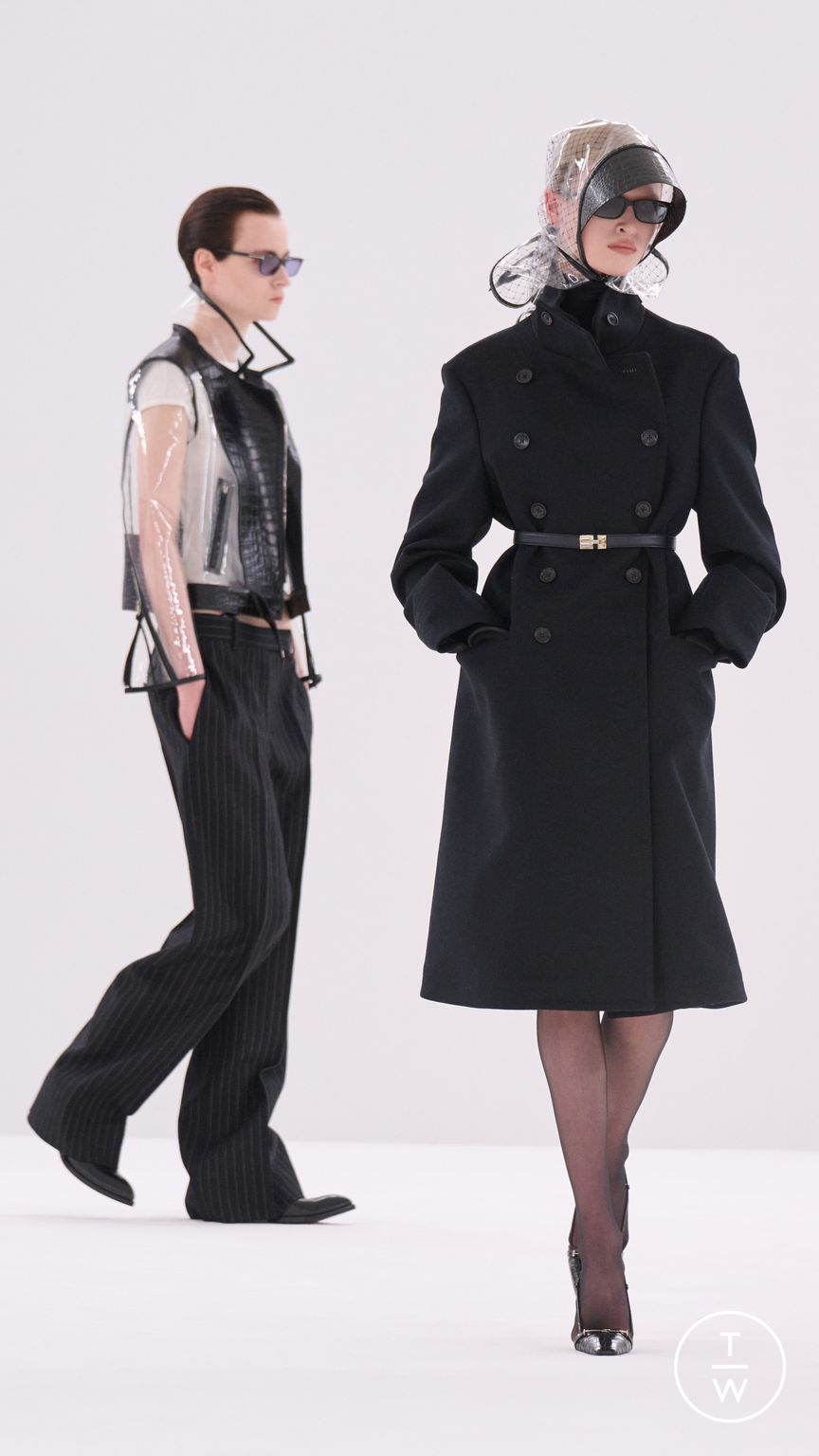 Fashion Week Paris Fall/Winter 2026 look 25 from the Tom Ford collection 女装