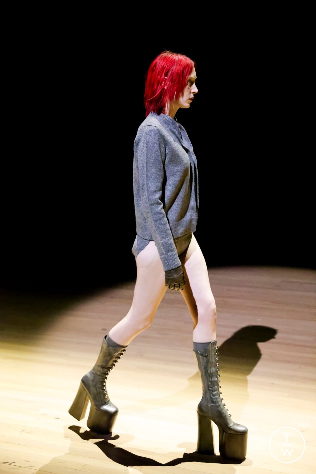 Fashion Week New York Spring/Summer 2023 look 26 from the Marc Jacobs collection womenswear
