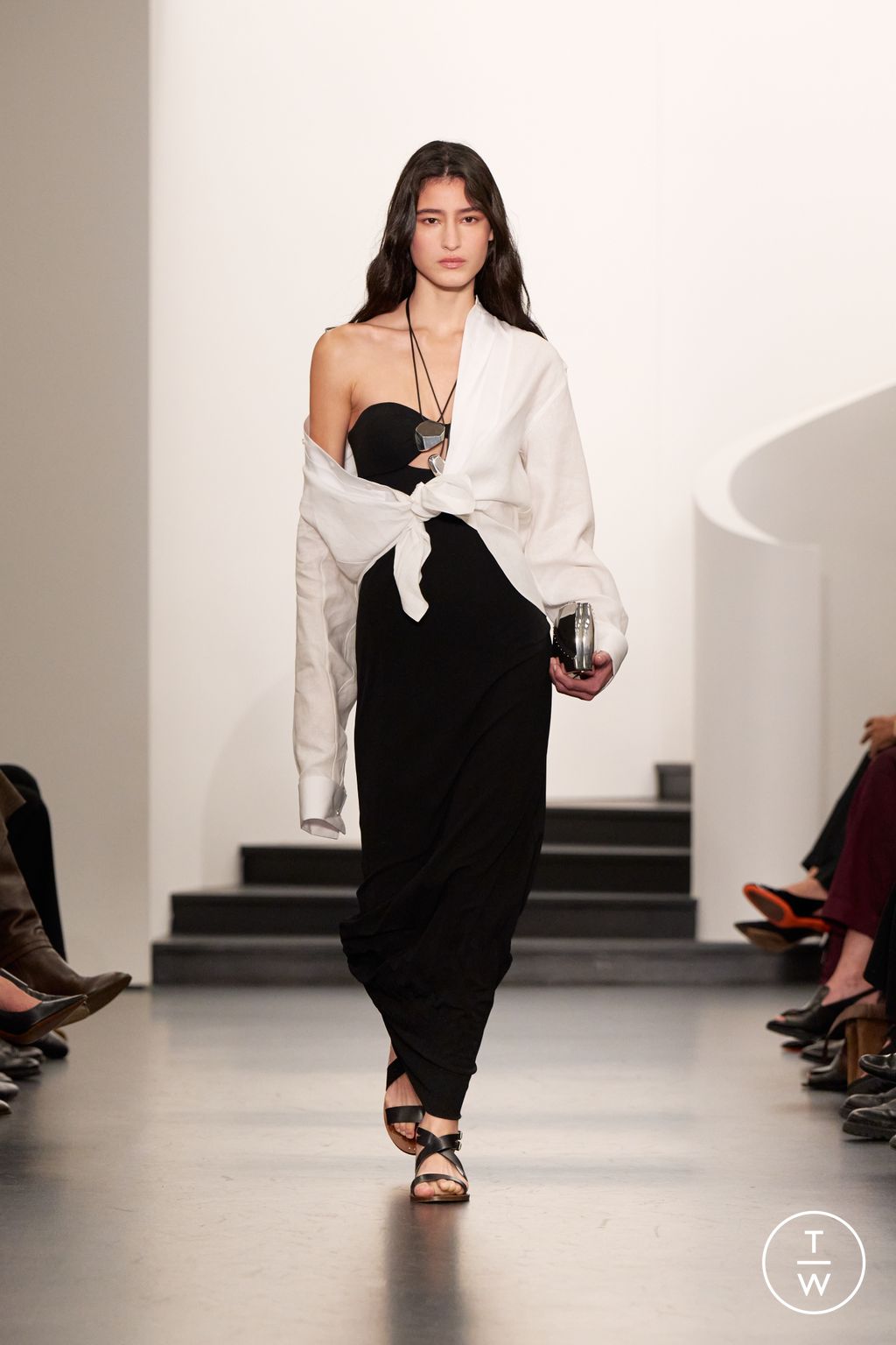 Fashion Week New York Spring/Summer 2026 look 27 from the Ralph Lauren collection womenswear