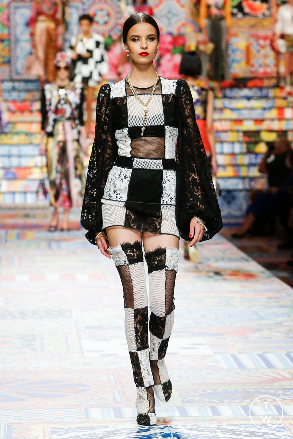 Fashion Week Milan Spring/Summer 2021 look 27 de la collection Dolce & Gabbana womenswear