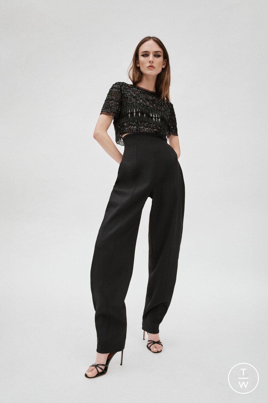 Fashion Week New York Resort 2026 look 27 from the Carolina Herrera collection womenswear