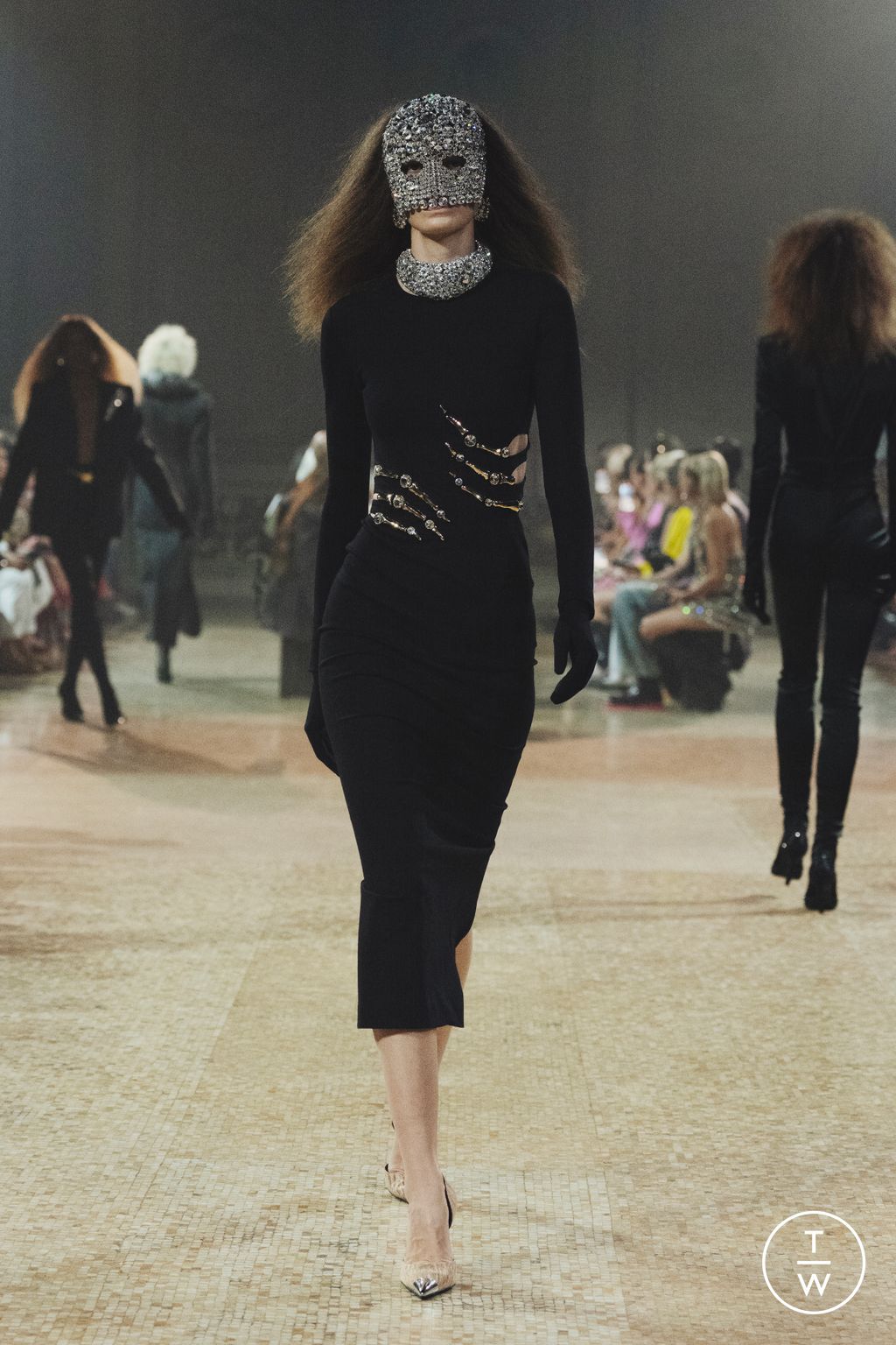 Fashion Week New York Fall/Winter 2023 look 27 from the Area collection 女装
