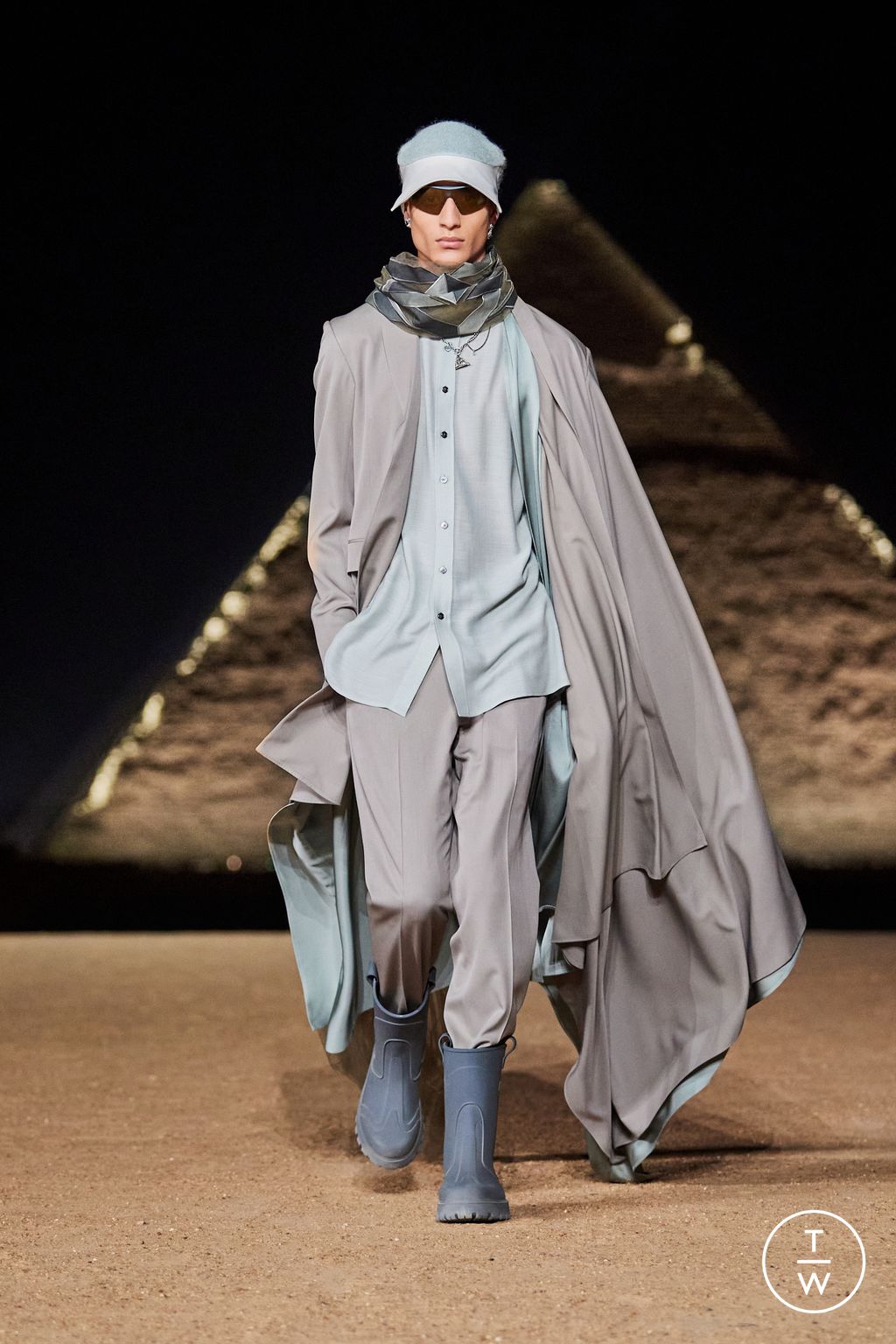 Fashion Week Paris Pre-Fall 2023 look 27 de la collection Dior Men menswear