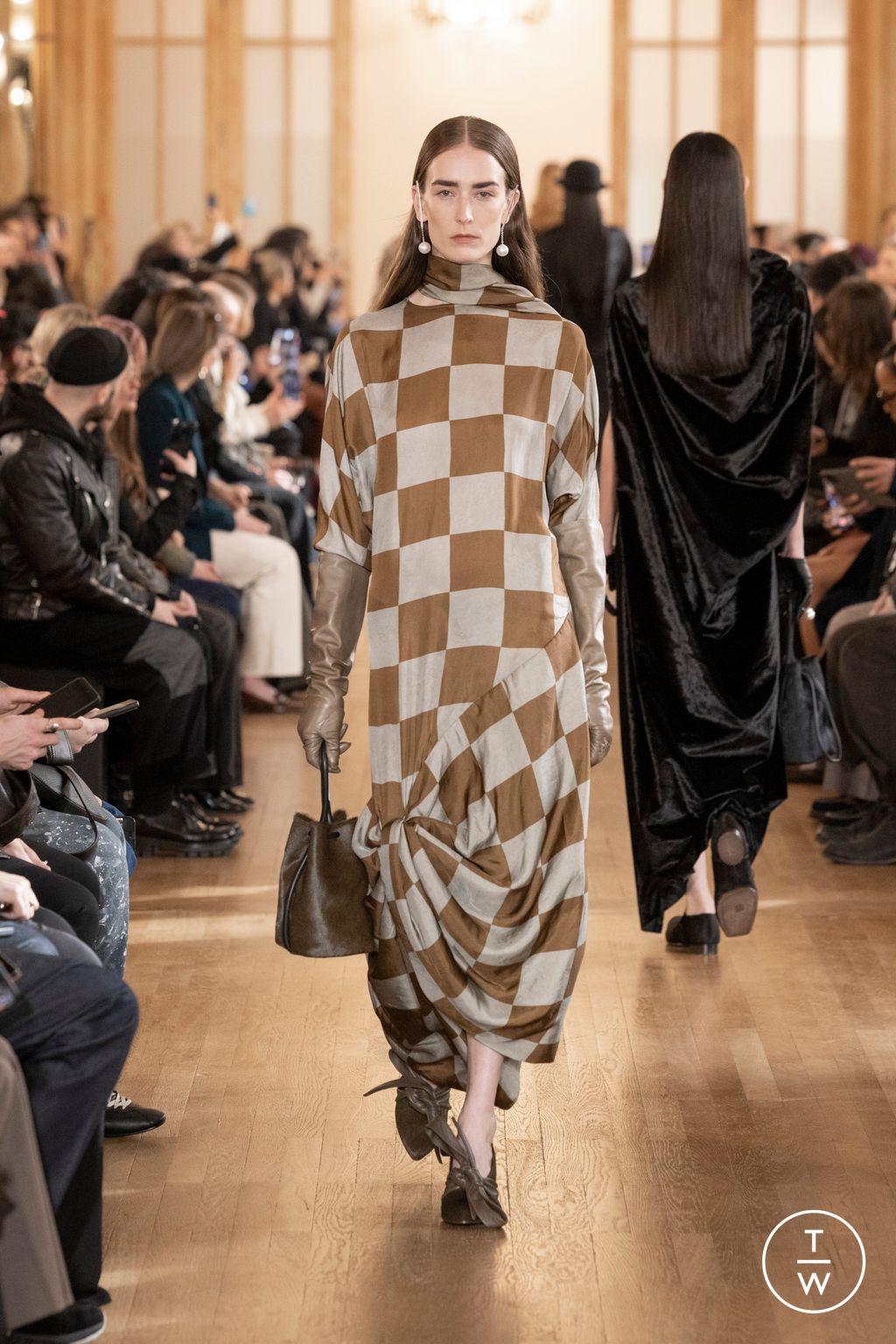 Fashion Week Paris Fall/Winter 2026 look 28 from the Uma Wang collection womenswear