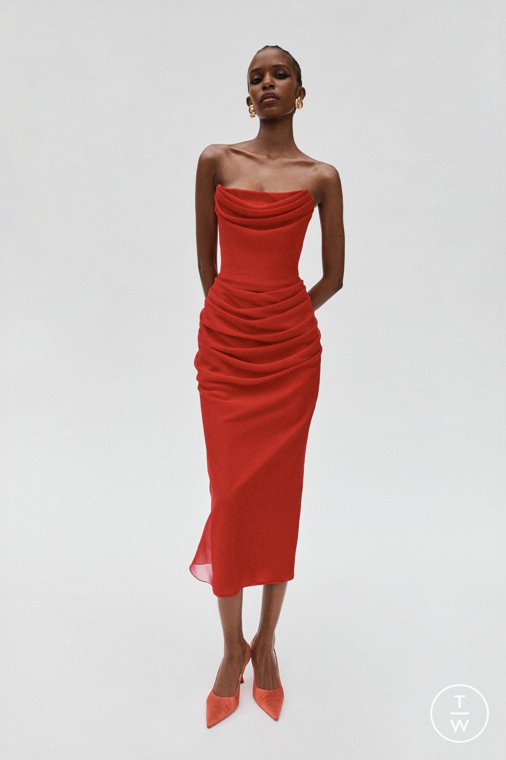 Fashion Week New York Resort 2026 look 28 from the Carolina Herrera collection womenswear