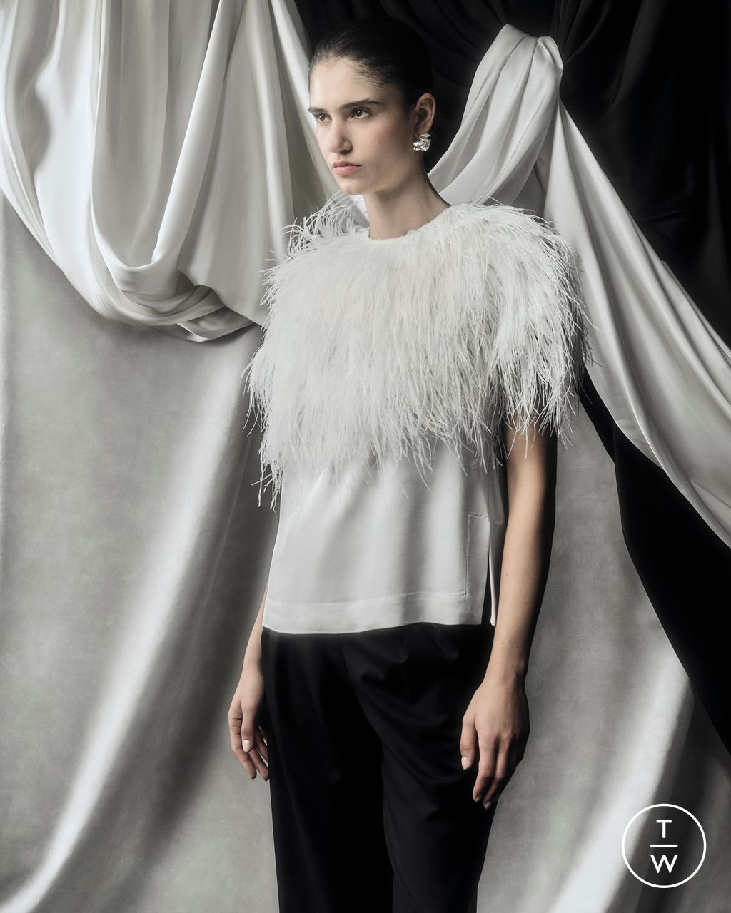 Fashion Week Paris Fall/Winter 2026 look 32 from the Loulou de Saison collection womenswear