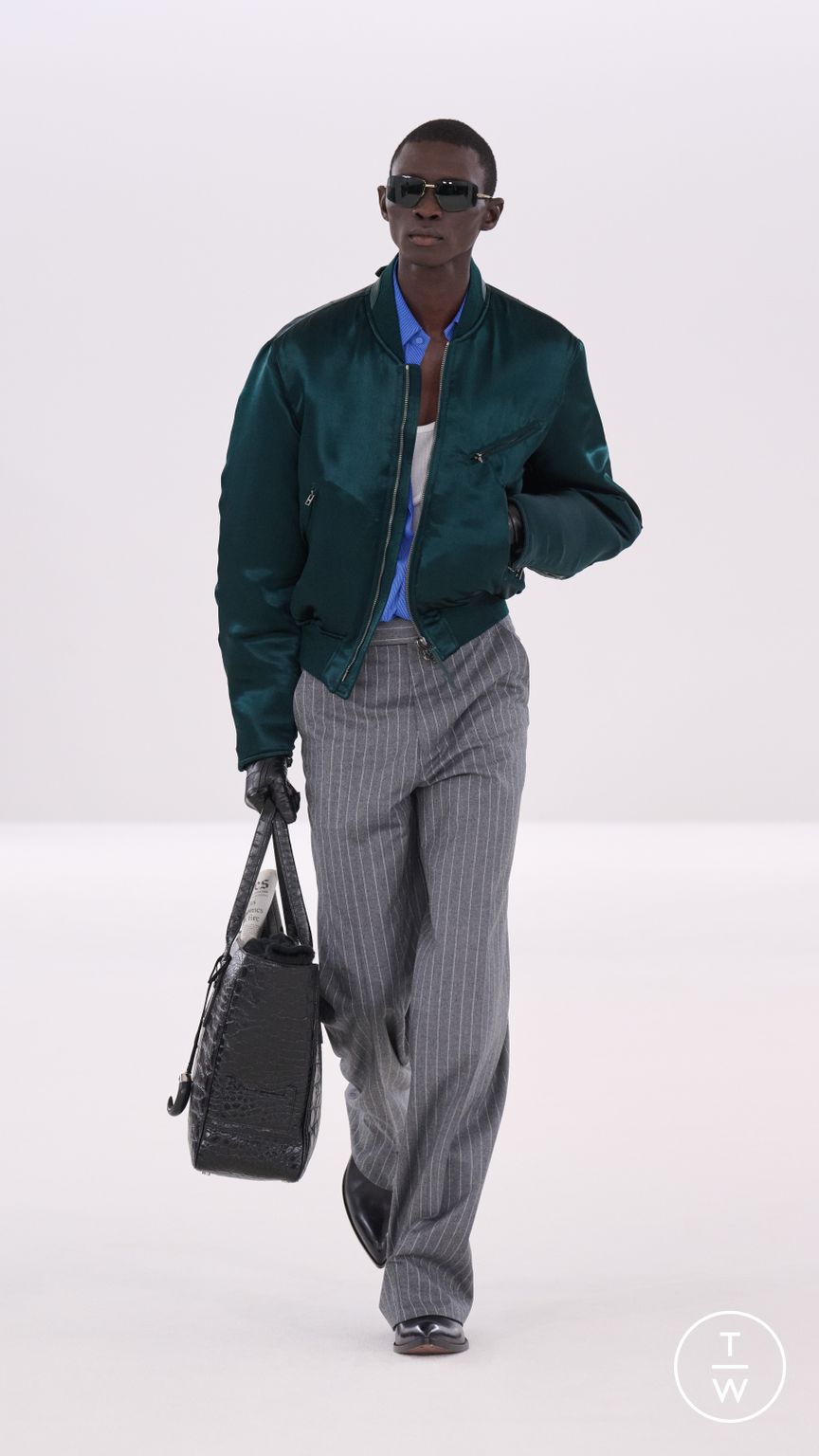 Fashion Week Paris Fall/Winter 2026 look 27 from the Tom Ford collection womenswear