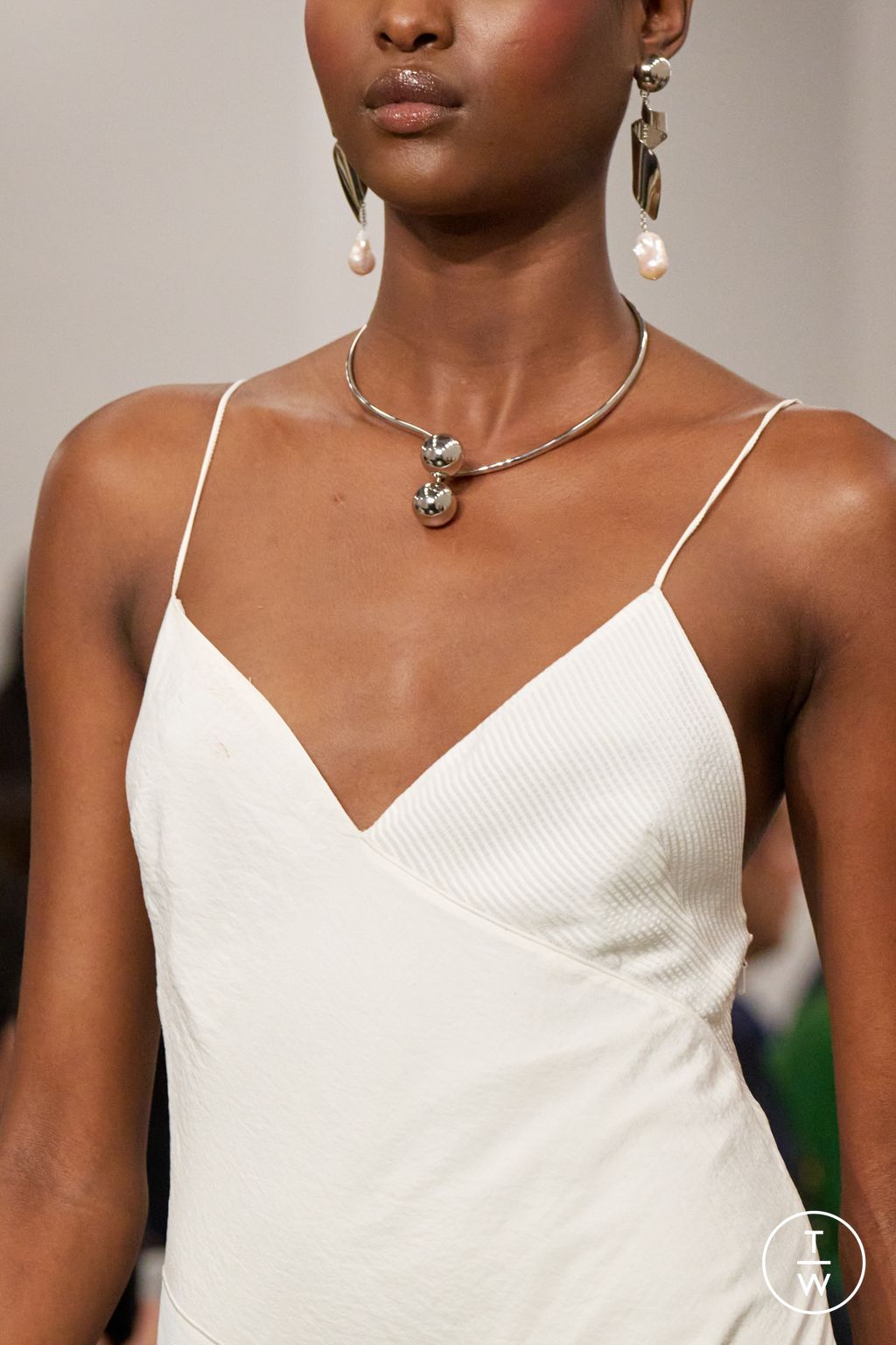 Fashion Week New York Spring/Summer 2026 look 28 from the Ralph Lauren collection womenswear accessories