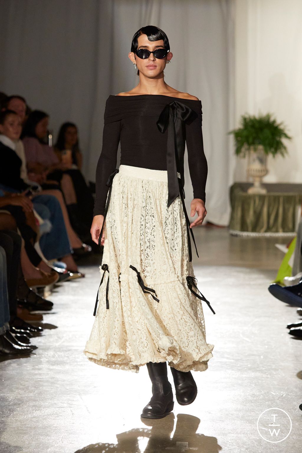 Fashion Week New York Spring/Summer 2024 look 3 from the Tanner Fletcher collection 女装
