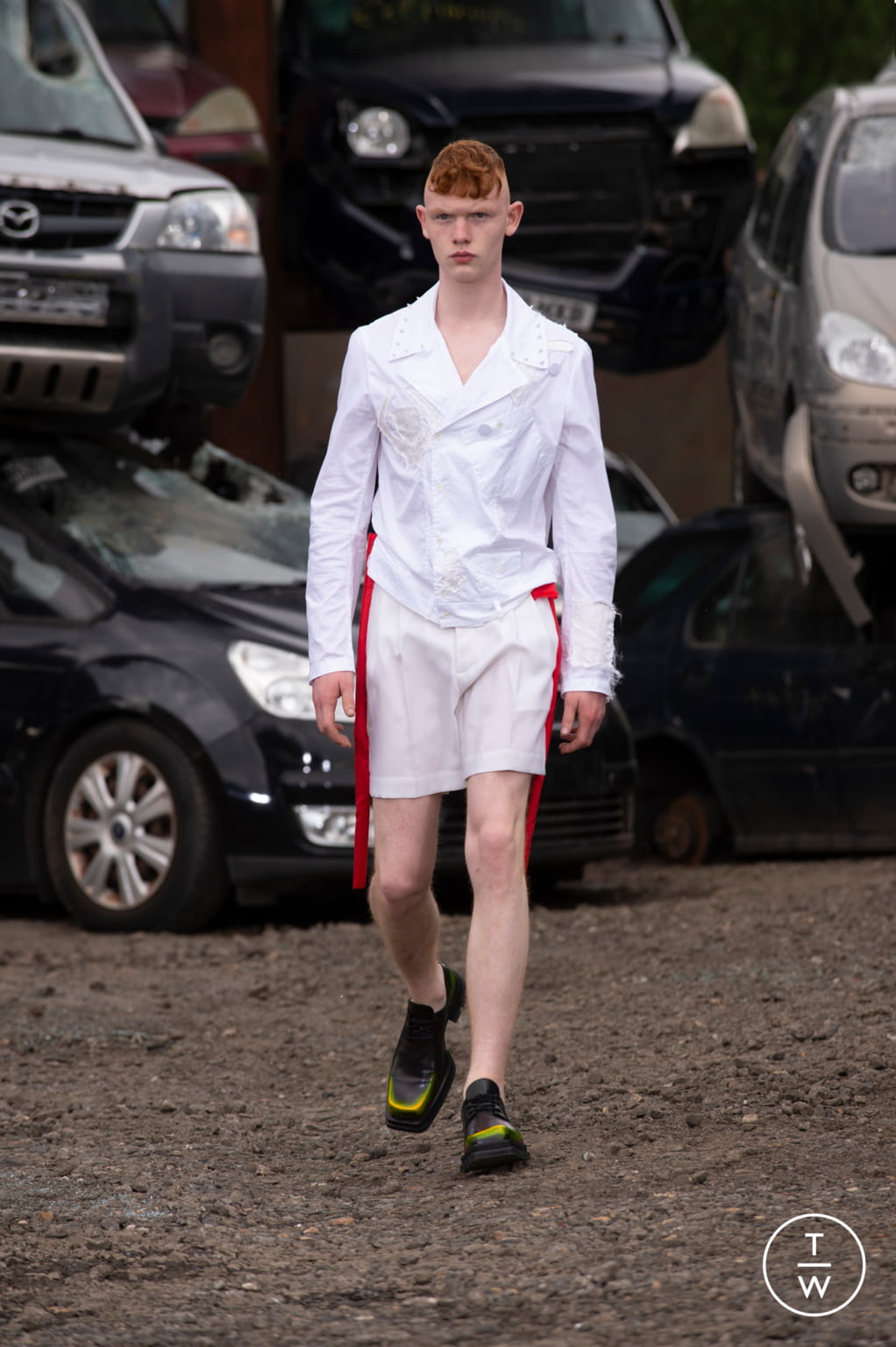Fashion Week London Spring/Summer 2022 look 3 from the Jordanluca collection menswear