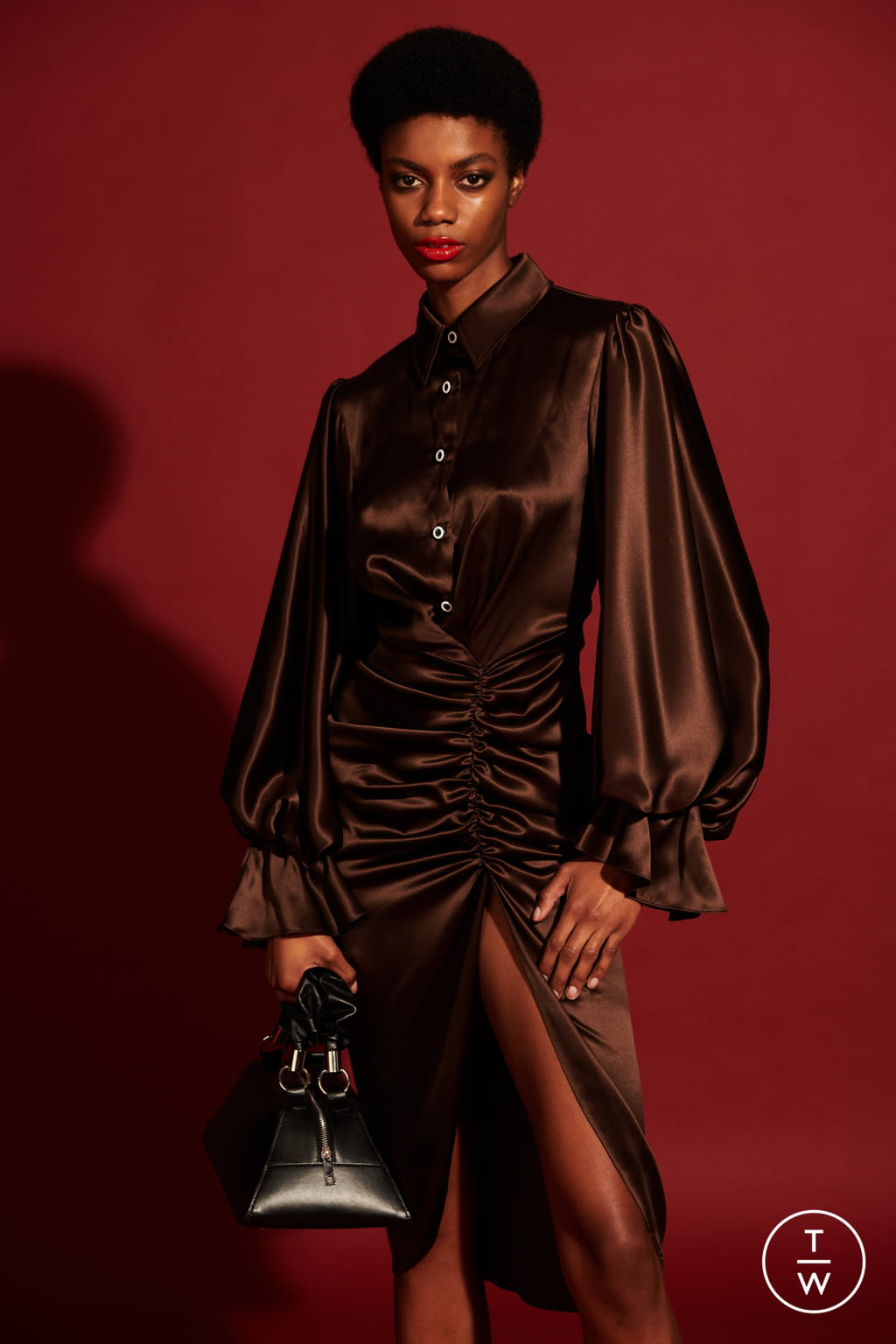 Fashion Week New York Pre-Fall 2022 look 3 from the Christian Siriano collection womenswear