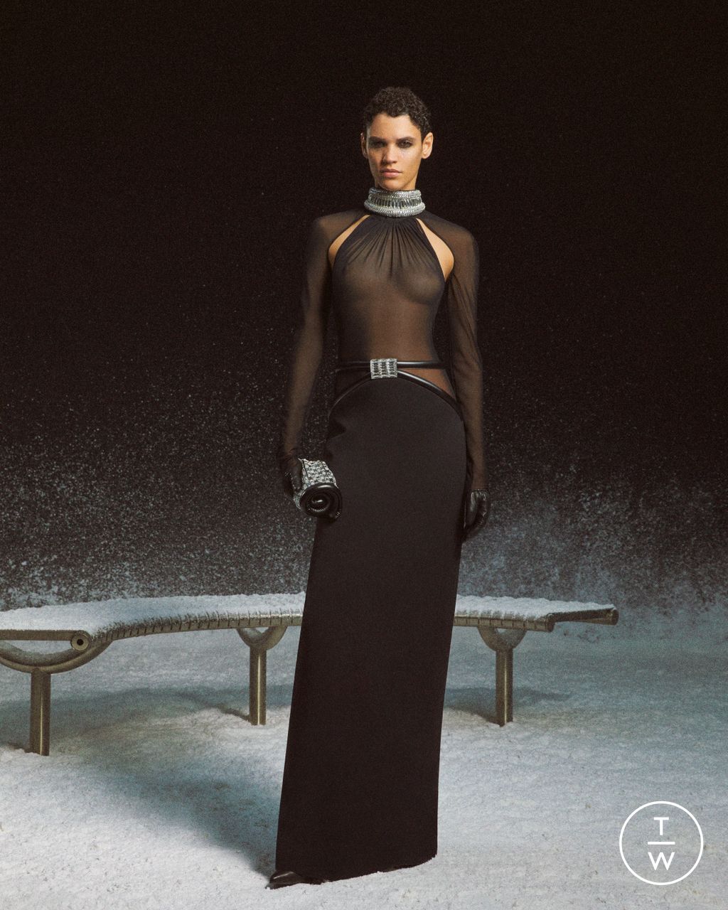 Fashion Week London Pre-Fall 2023 look 30 from the David Koma collection womenswear