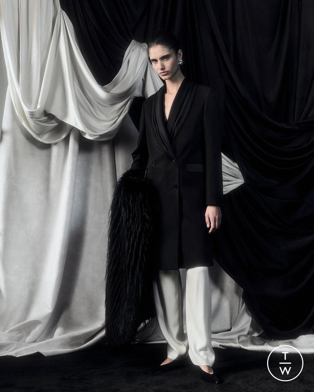 Fashion Week Paris Fall/Winter 2026 look 35 from the Loulou de Saison collection womenswear