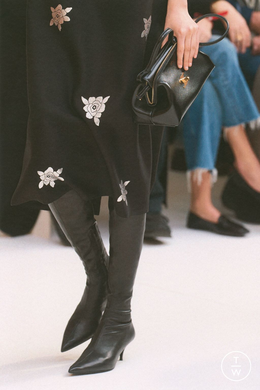 Fashion Week Paris Fall/Winter 2026 look 43 from the Celine collection womenswear accessories