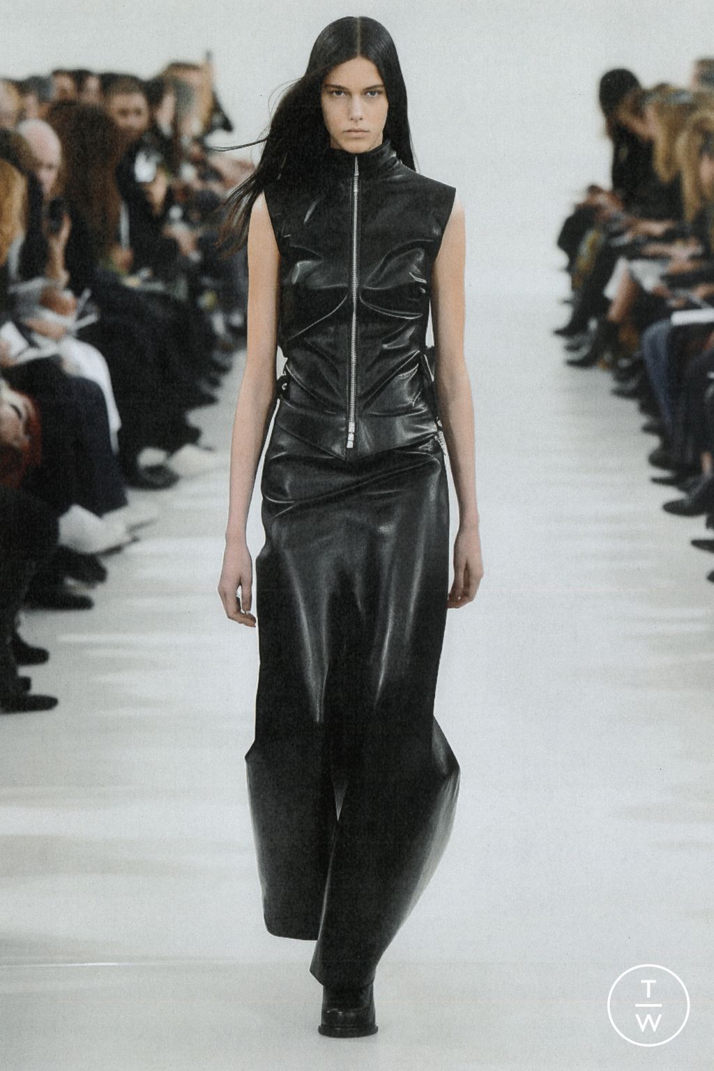 Fashion Week Paris Spring/Summer 2024 look 32 from the Heliot Emil collection womenswear