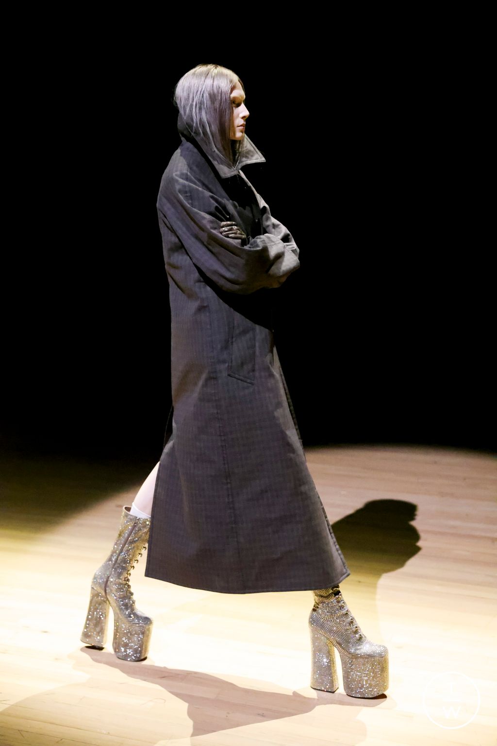 Fashion Week New York Spring/Summer 2023 look 33 from the Marc Jacobs collection womenswear