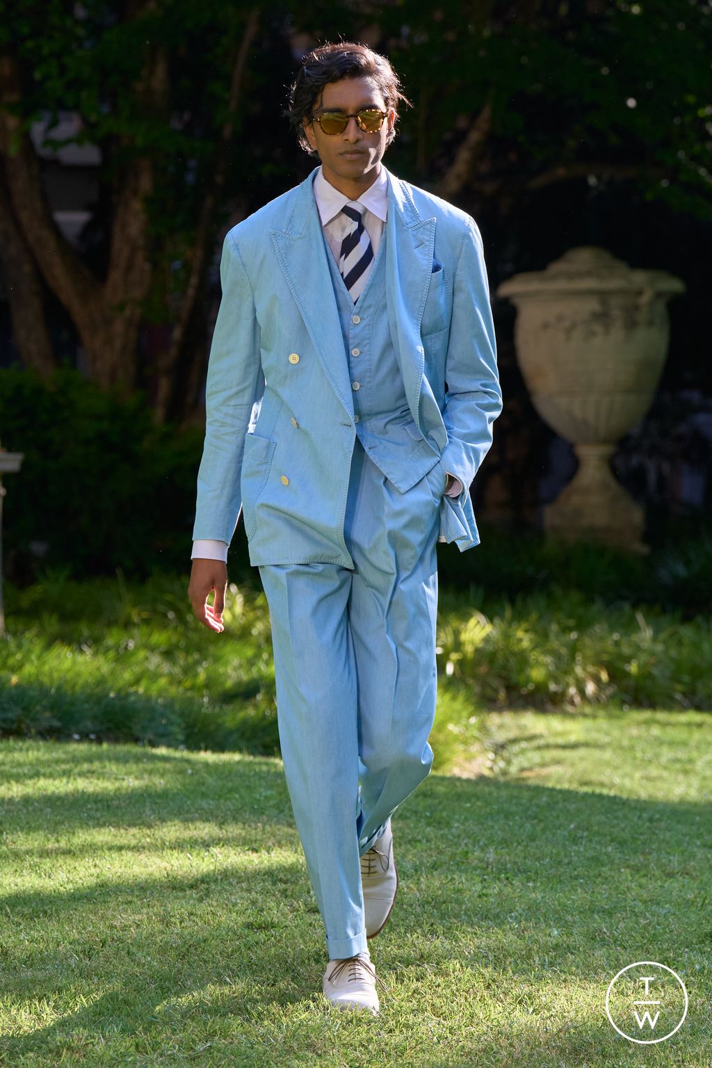 Fashion Week Milan Spring/Summer 2026 look 34 de la collection Dunhill menswear