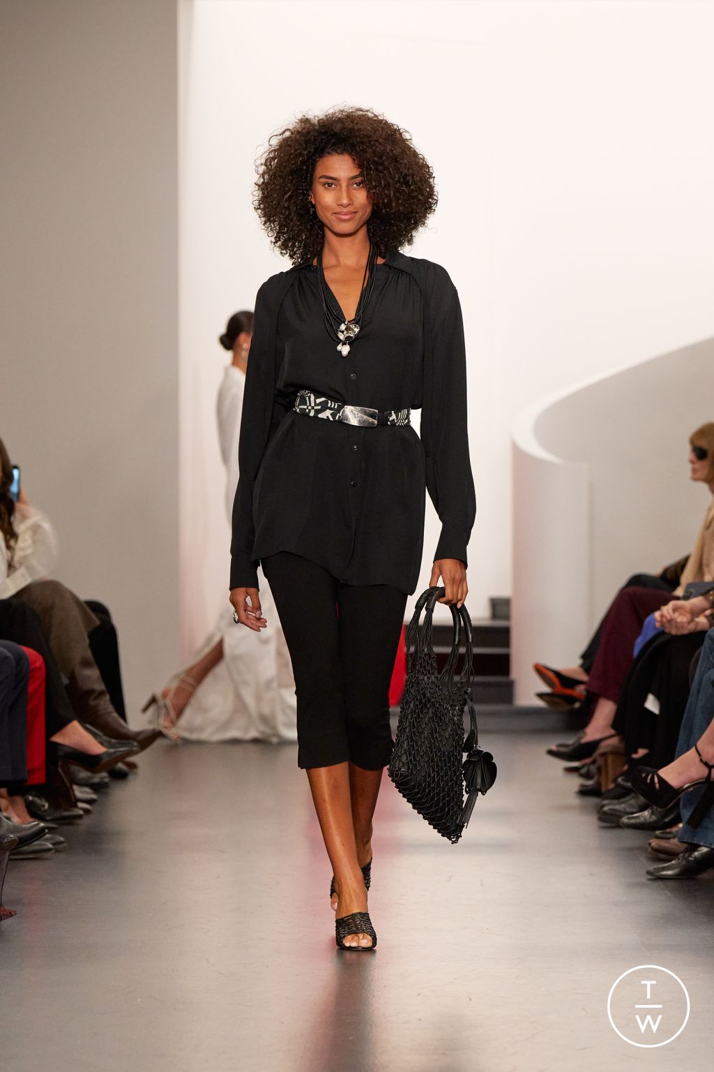 Fashion Week New York Spring/Summer 2026 look 34 from the Ralph Lauren collection womenswear