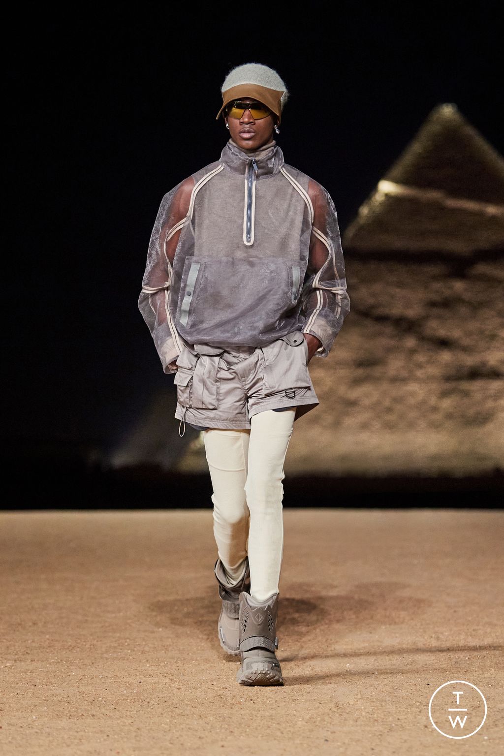 Fashion Week Paris Pre-Fall 2023 look 35 de la collection Dior Men menswear