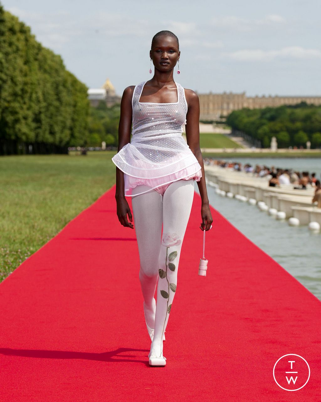 Fashion Week Paris Fall/Winter 2023 look 35 de la collection Jacquemus womenswear