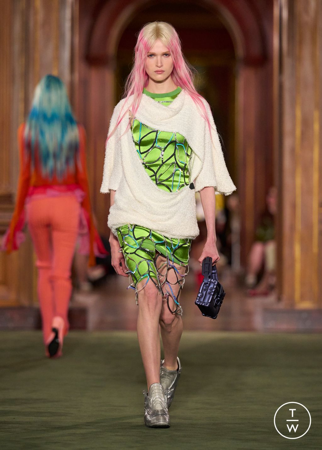 Fashion Week Paris Resort 2027 look 36 from the Louis Vuitton collection womenswear