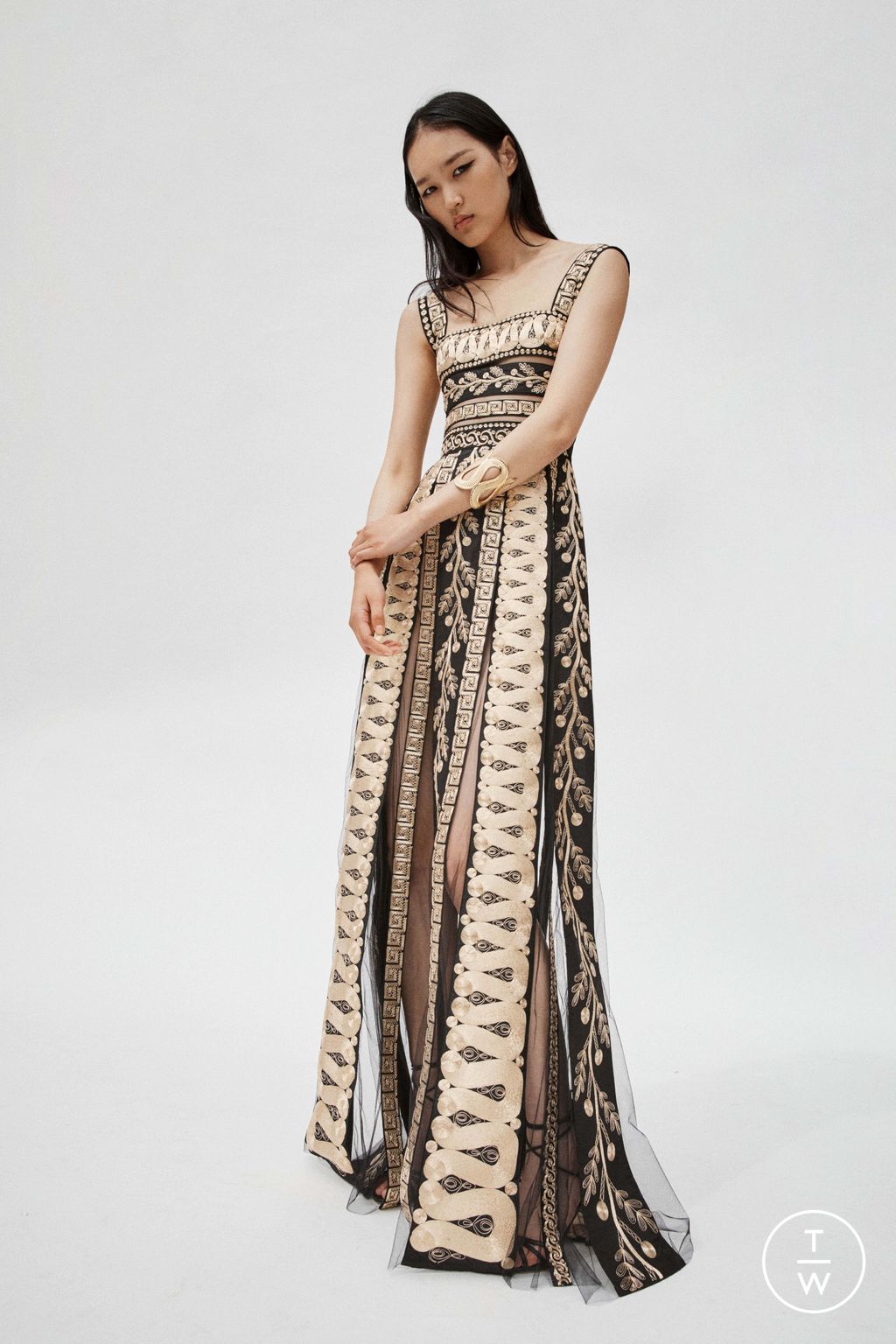 Fashion Week New York Resort 2026 look 36 from the Carolina Herrera collection womenswear