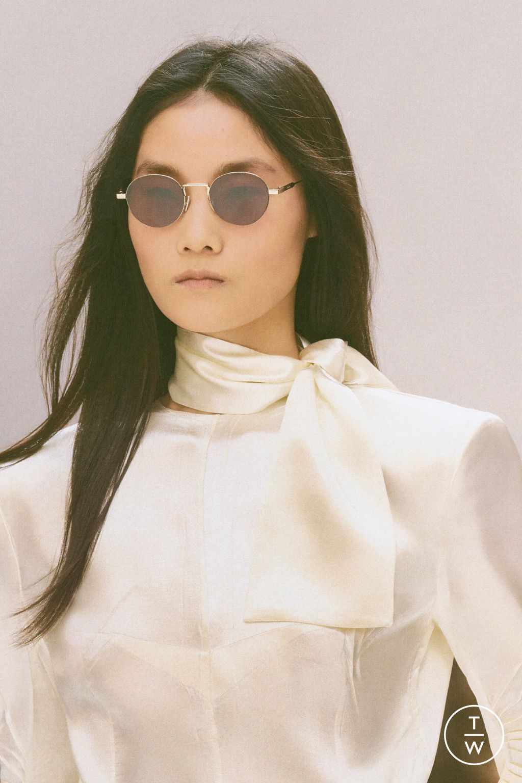 Fashion Week Paris Fall/Winter 2026 look 48 from the Celine collection womenswear accessories