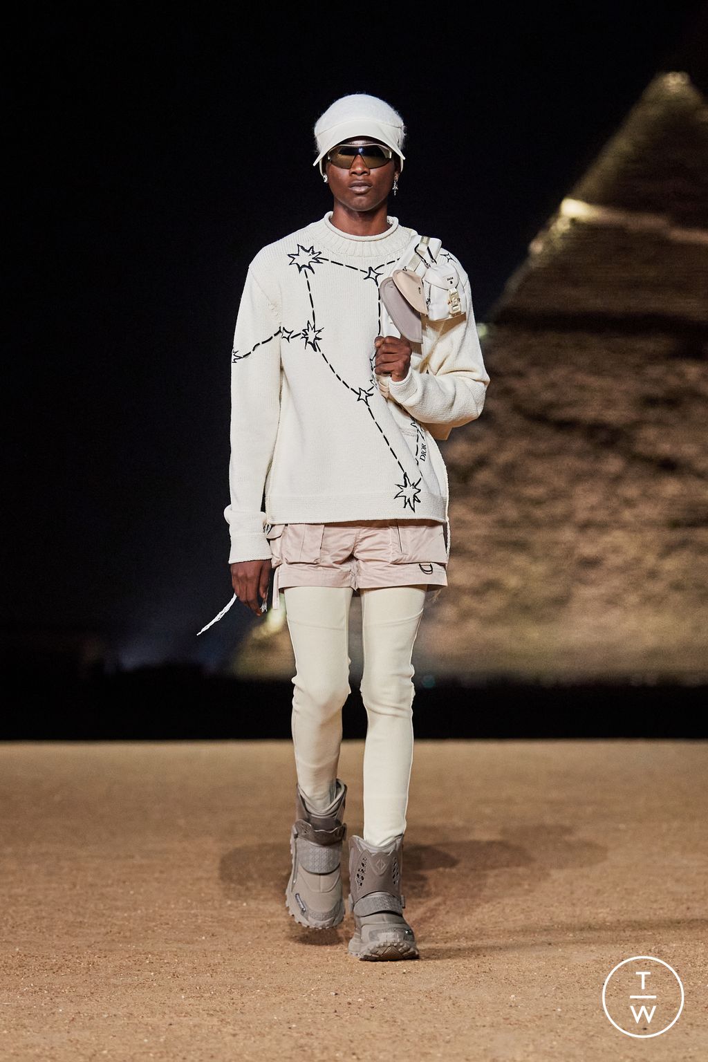 Fashion Week Paris Pre-Fall 2023 look 37 de la collection Dior Men menswear