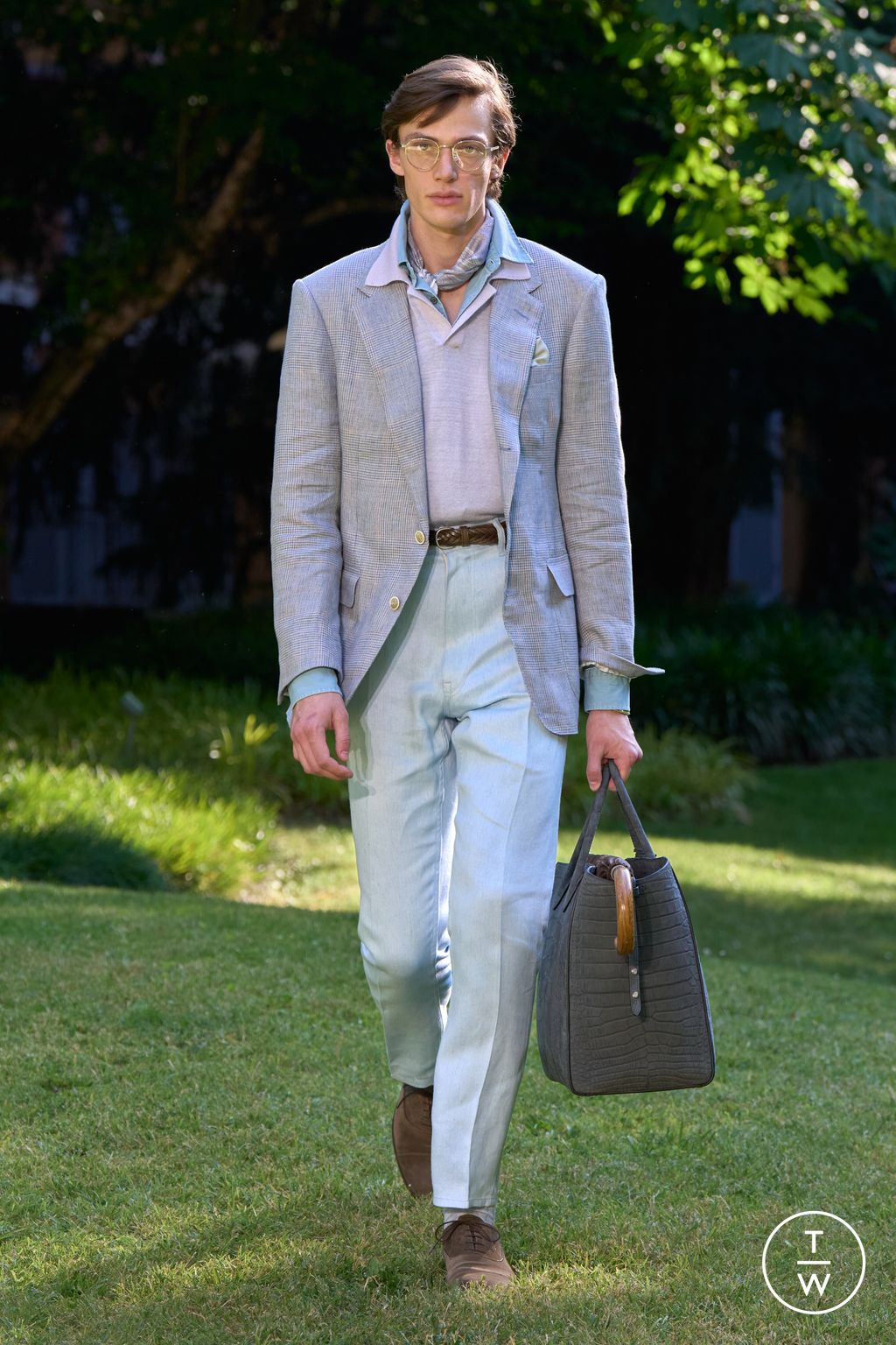 Fashion Week Milan Spring/Summer 2026 look 37 from the Dunhill collection menswear
