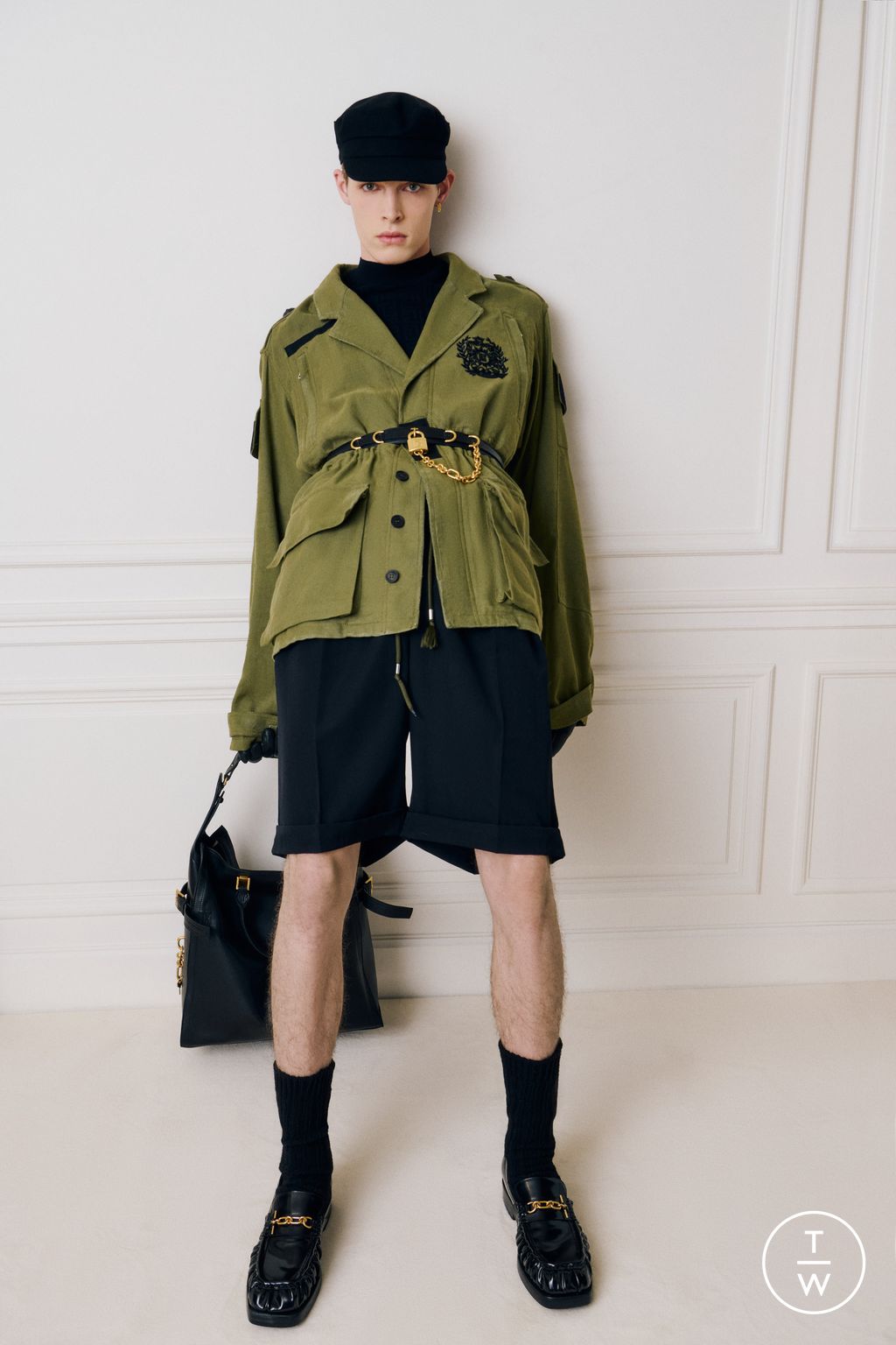 Fashion Week Paris Pre-Fall 2025 look 37 de la collection Balmain menswear