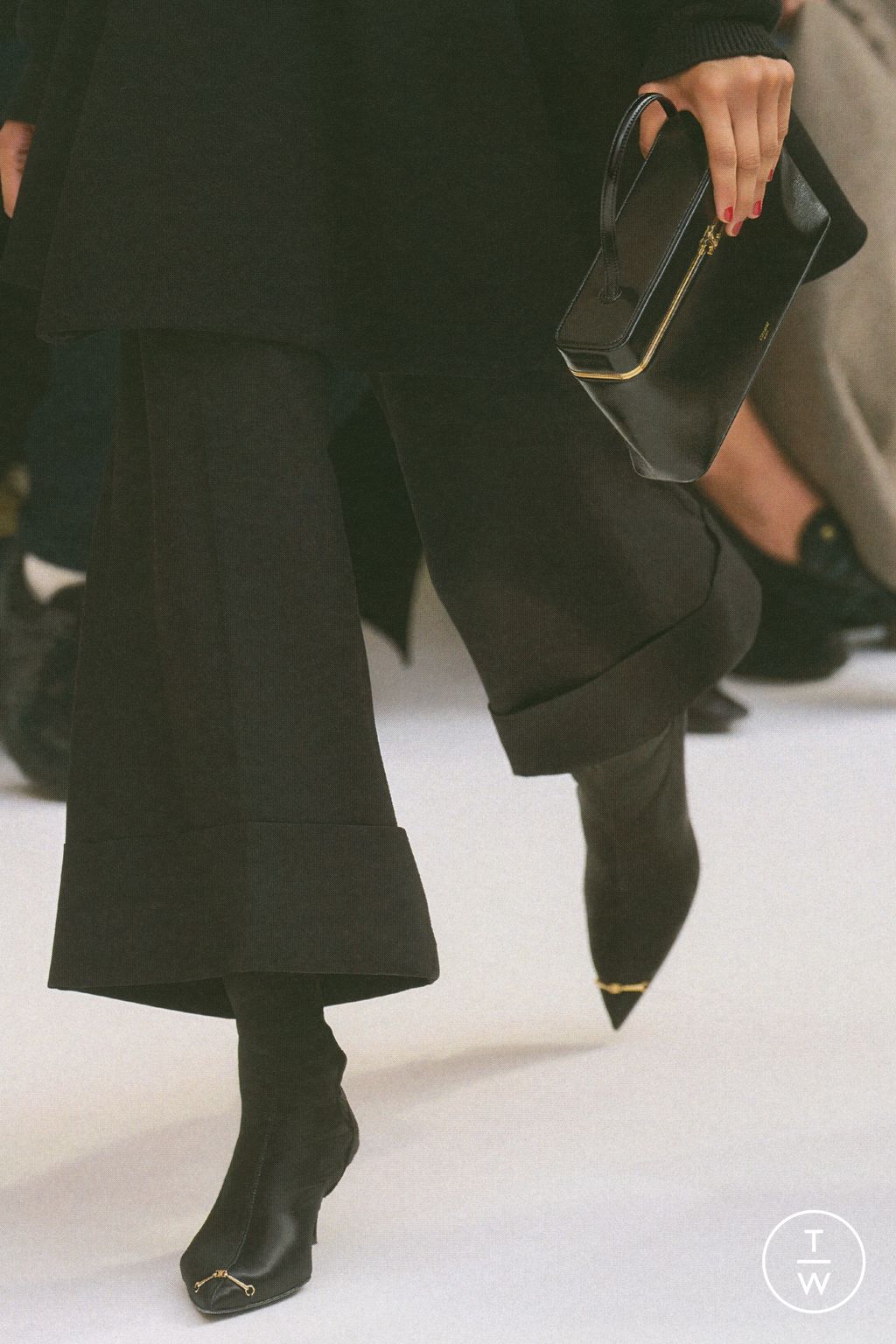 Fashion Week Paris Fall/Winter 2026 look 50 from the Celine collection womenswear accessories